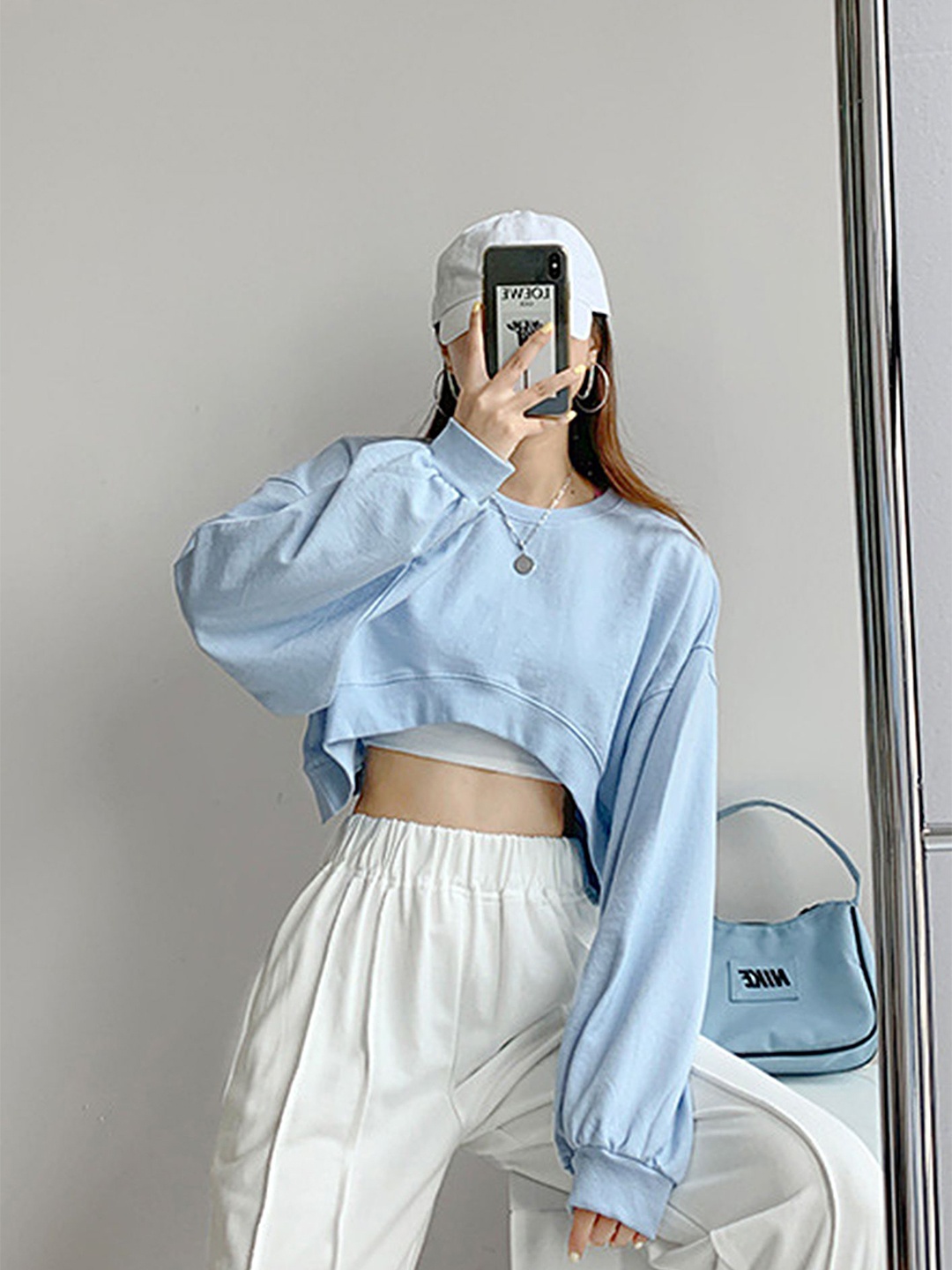 

LULU & SKY Women Cropped Sweatshirt, Blue