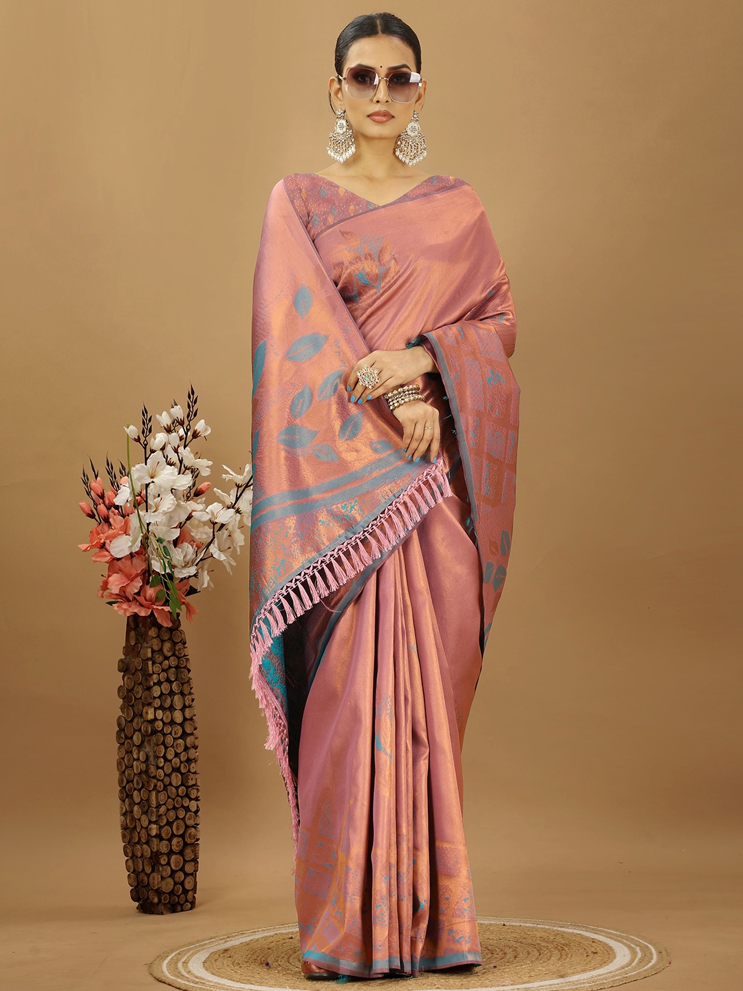 

KAYOMMI Floral Woven Design Kanjeevaram Saree, Pink