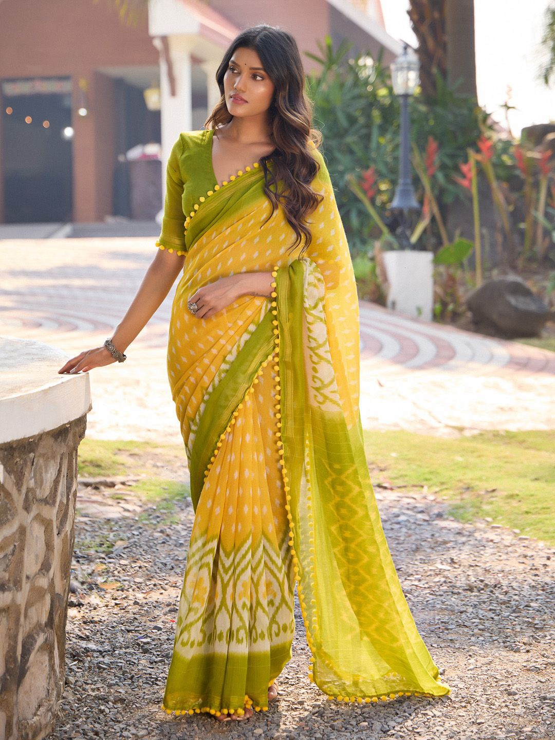 

Anouk Ethnic Motifs Saree, Yellow