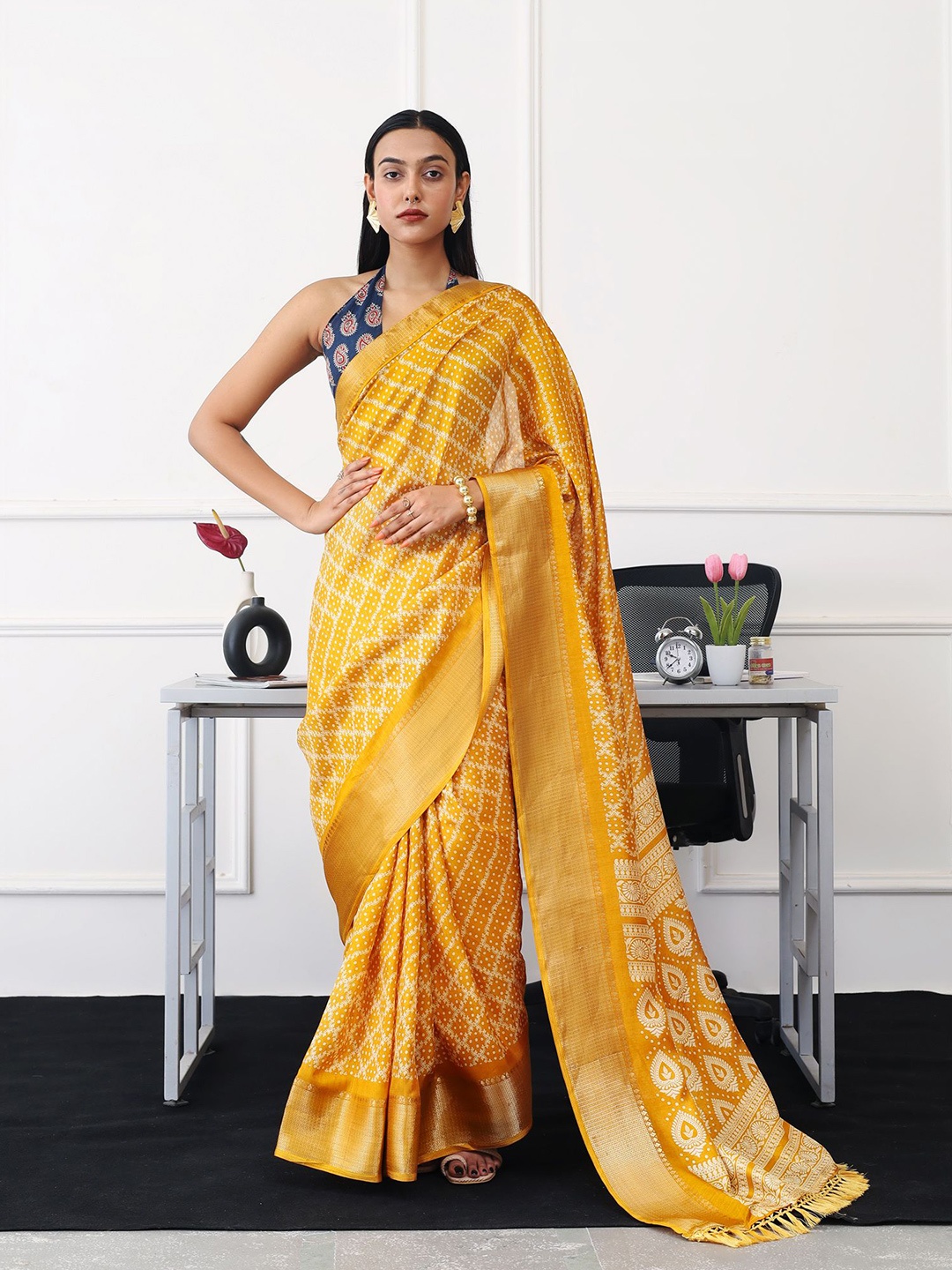 

Tikhi Imli Women Bandhani Printed Zari Saree, Mustard