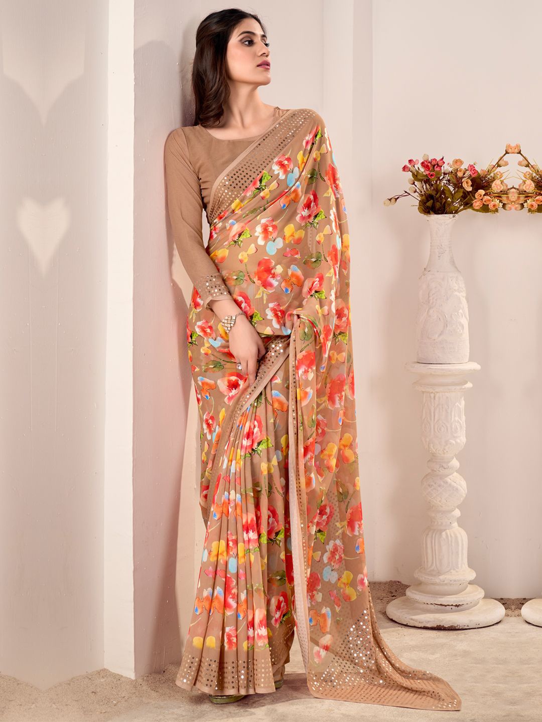 

CHUDIYA Floral Printed Sequinned Saree, Rust