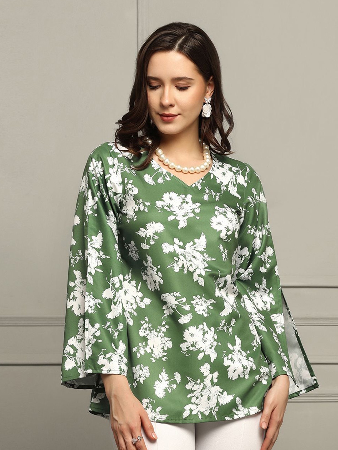 

Moda Rapido Women Floral Printed A-Line Top, Green