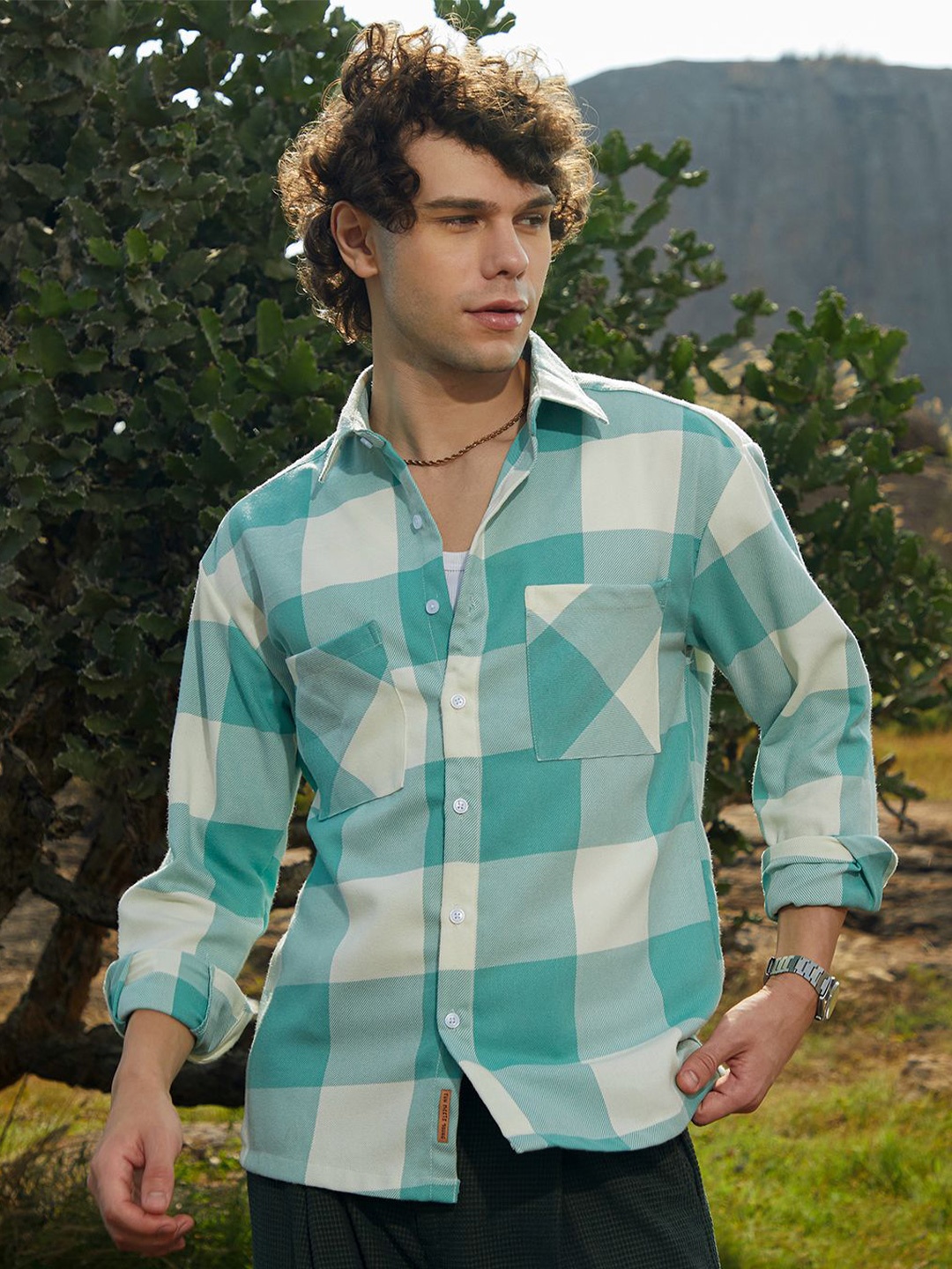 

Campus Sutra Men Comfort Relaxed Fit Spread Collar Gingham Checked Casual Shirt, Green