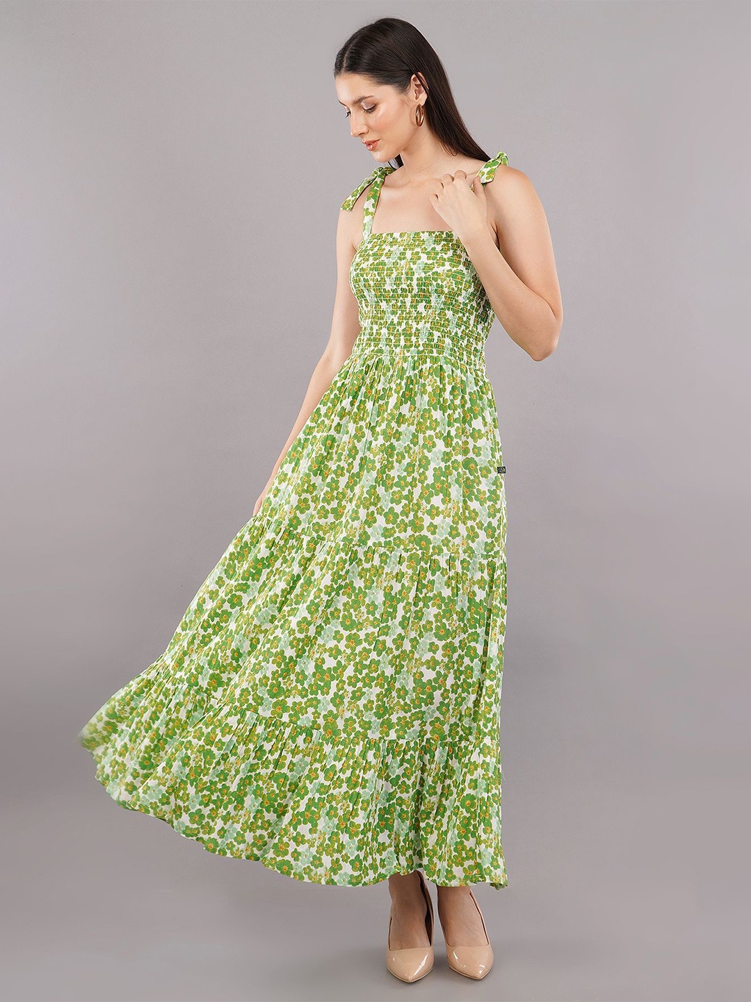 

Avaasa Buy Shruthi Women Floral Printed Liva Fit & Flare Maxi Dress, Green