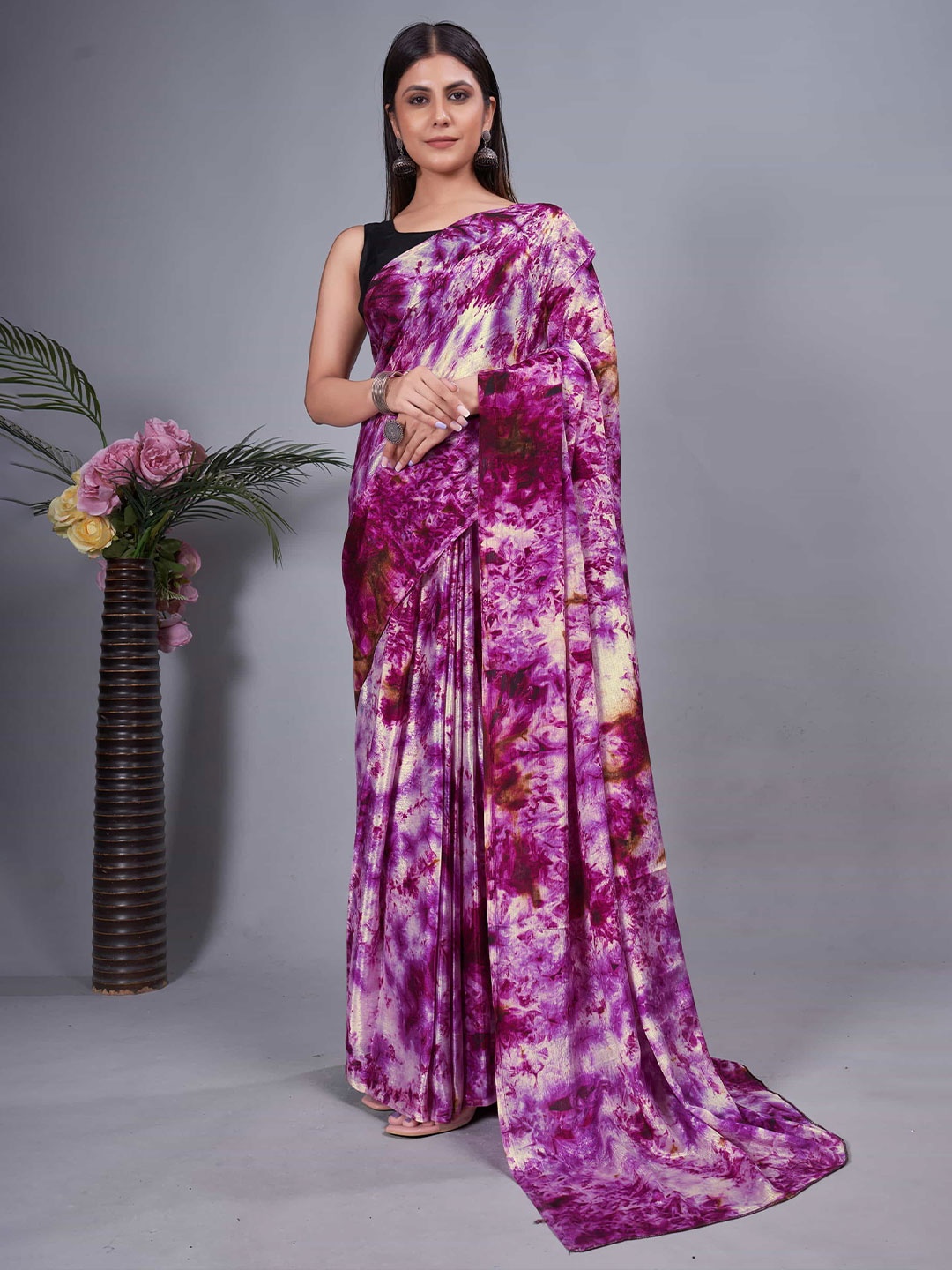 

DIVASTRI Floral Printed Pure Chiffon Ready to Wear Saree, Purple