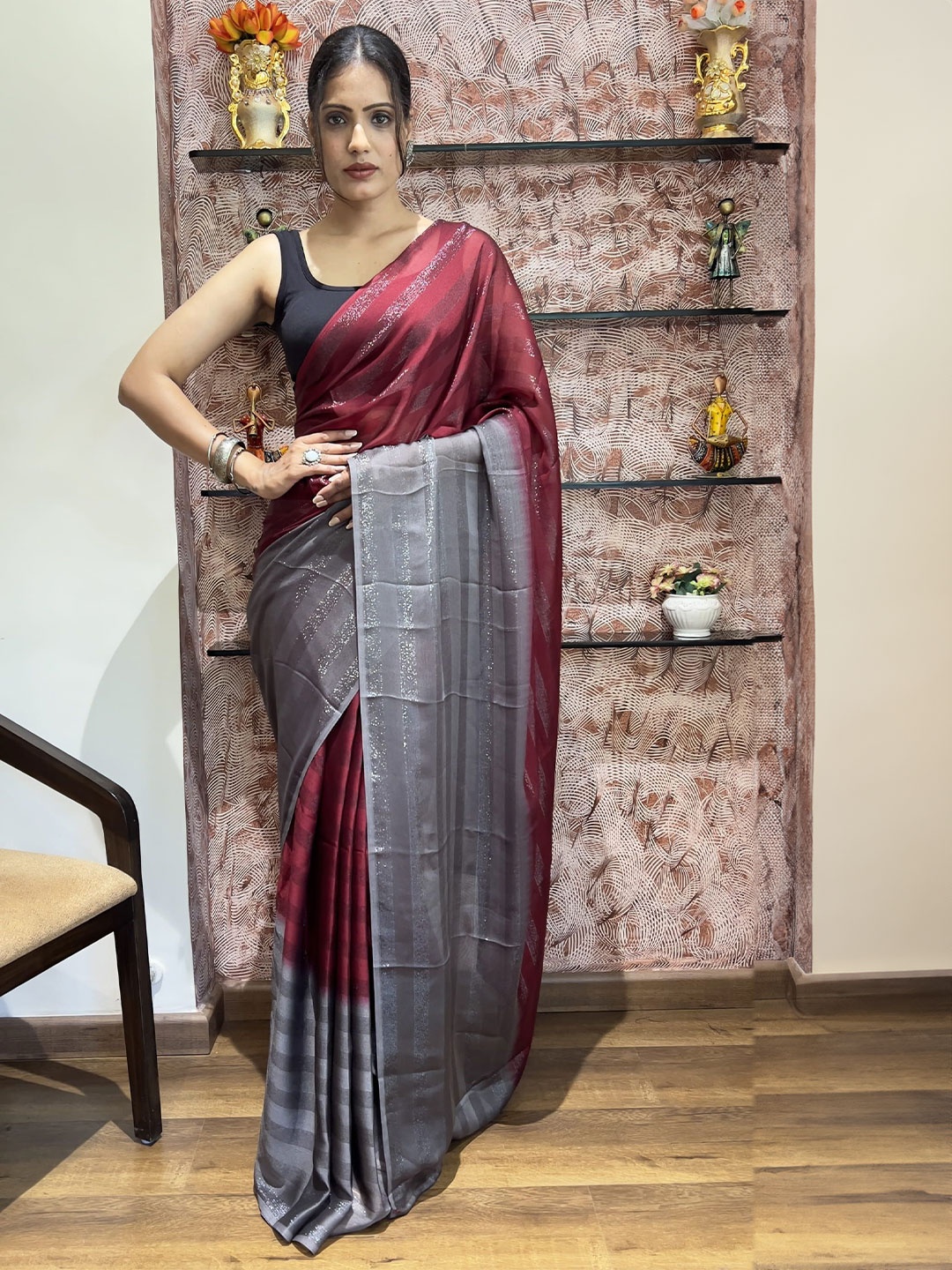 

DIVASTRI Striped Pure Chiffon Ready to Wear Saree, Red