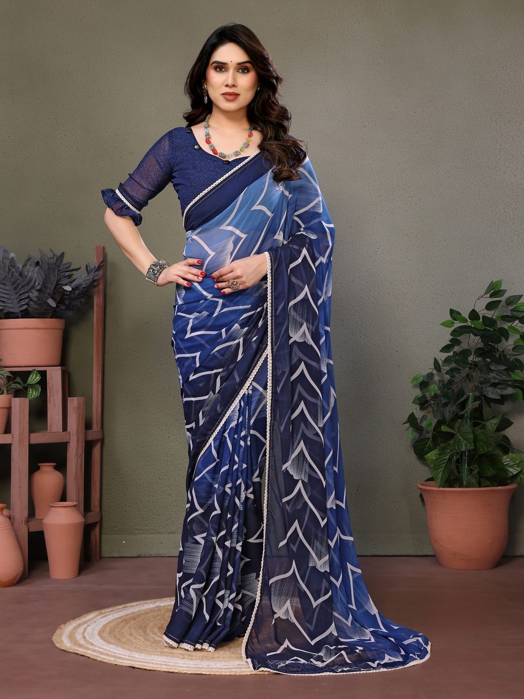 

VILLAGIUS Printed Pure Georgette Embroidered Saree, Navy blue