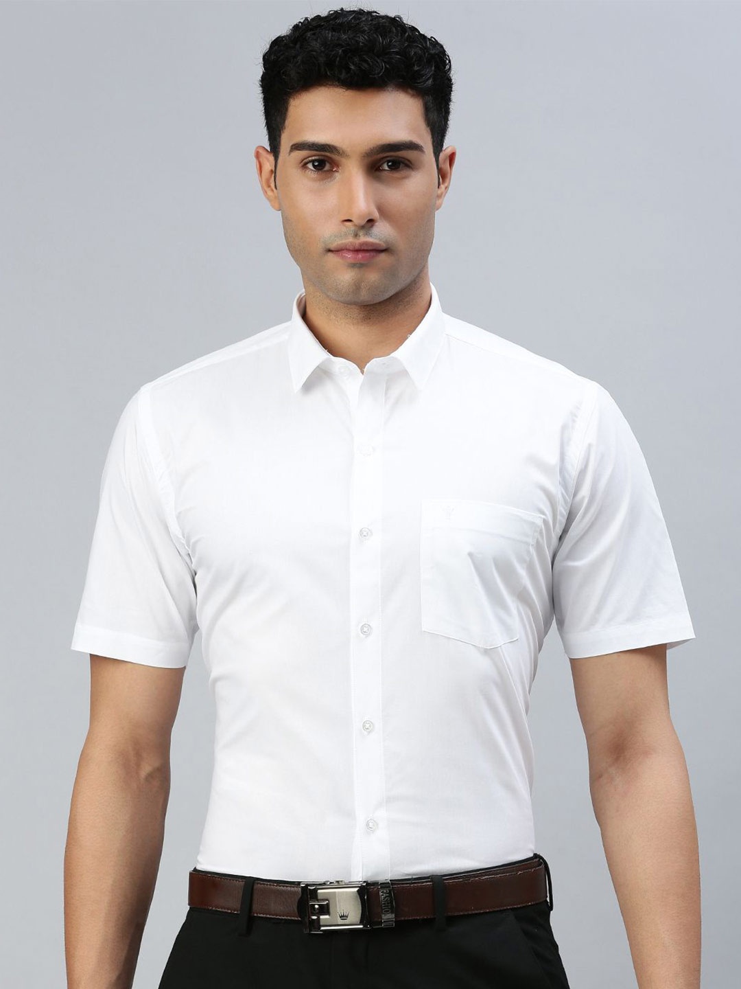 

Ramraj Men Standard Fit Spread Collar Solid Cotton Formal Shirt, White