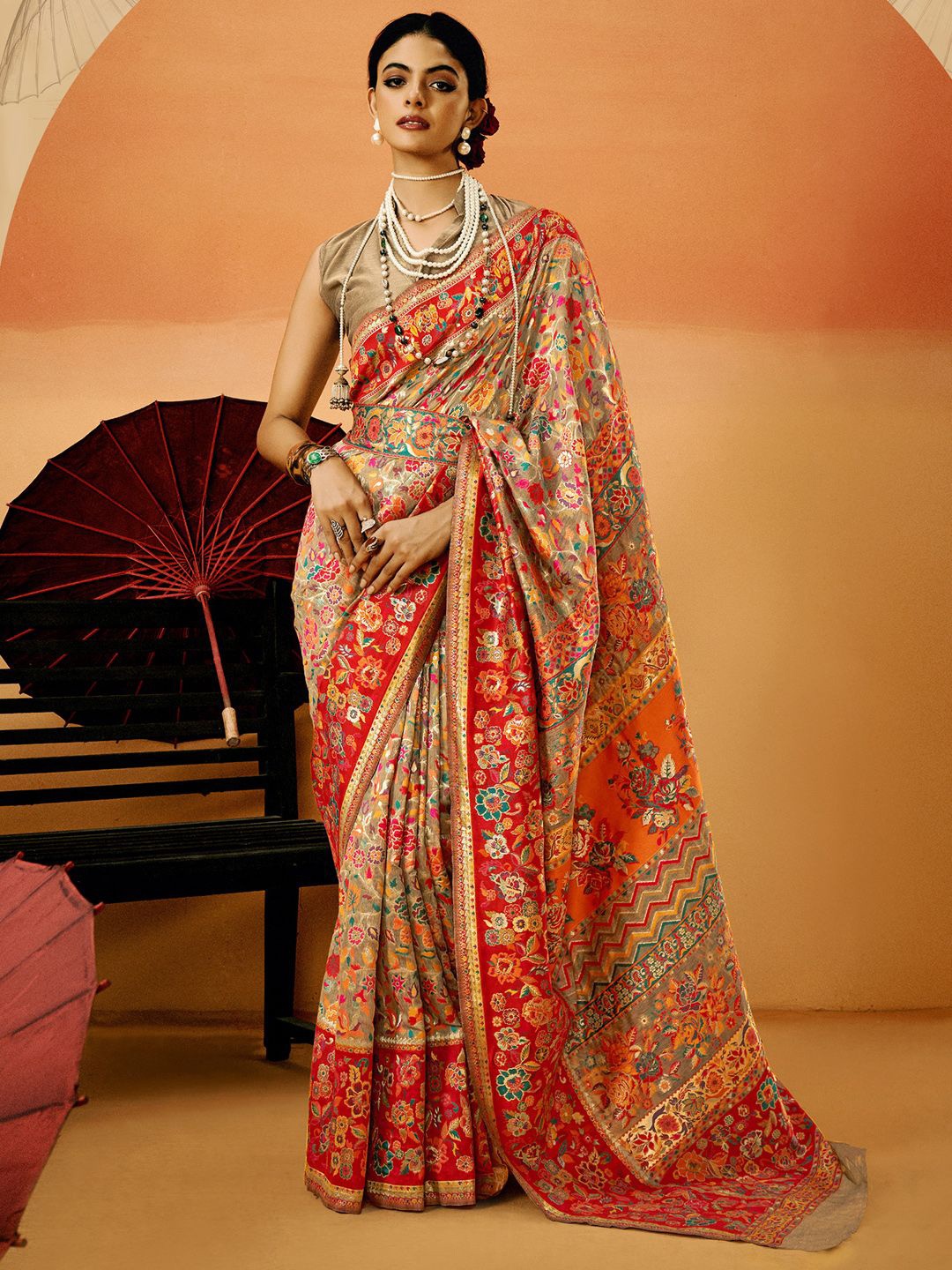 

Mitera Woven Design Zari Saree, Beige