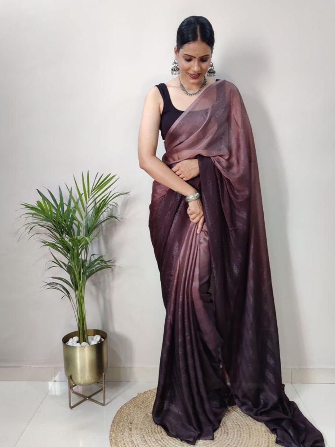 

DIVASTRI Pure Chiffon Ready to Wear Jamdani Saree, Purple