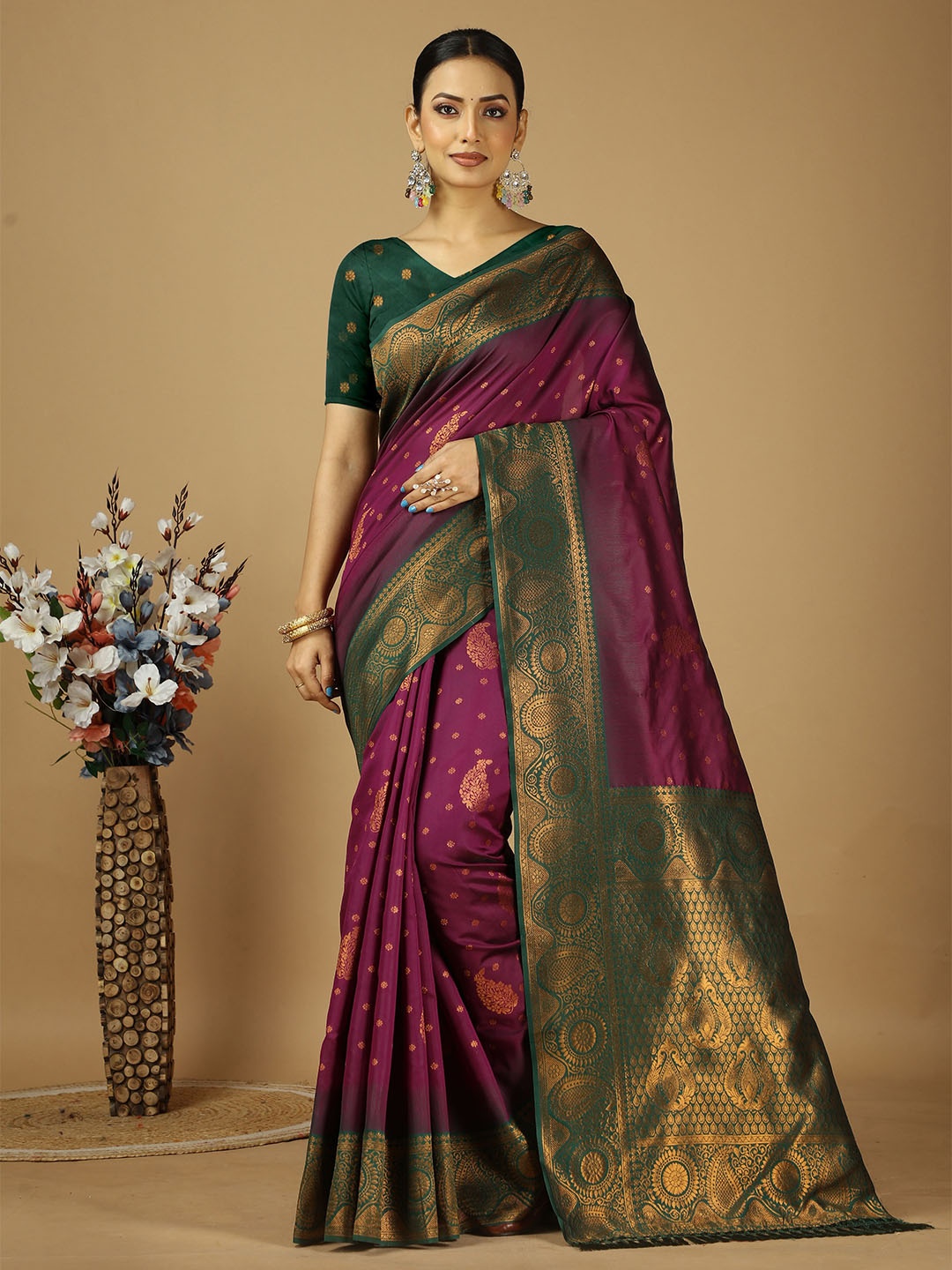 

KAYOMMI Woven Design Zari Kanjeevaram Saree, Purple