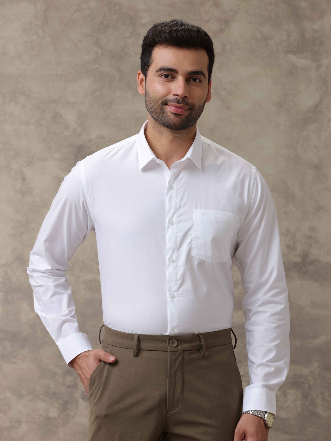 

Ramraj Men Standard Fit Spread Collar Solid Cotton Formal Shirt, White