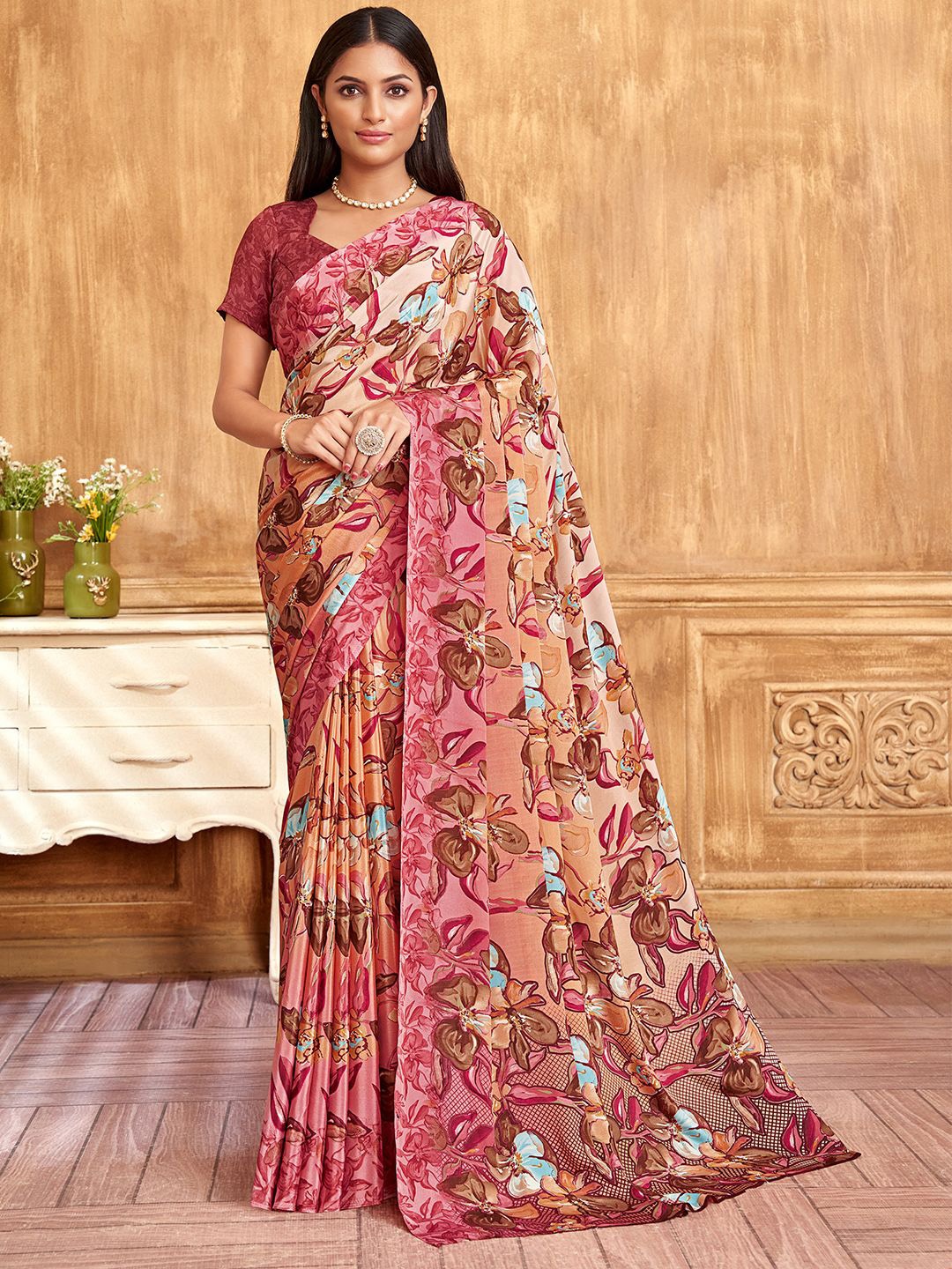 

Panzora Floral Printed Saree, Pink