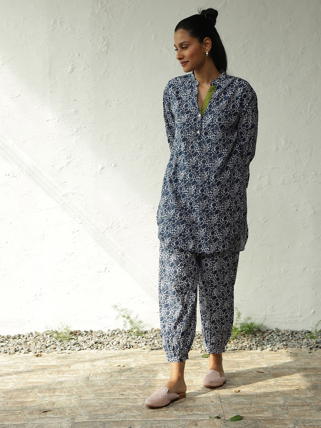 

Canoopi Valley Of Flowers Printed Cotton Mandarin Collar Tunic With Trousers, Blue