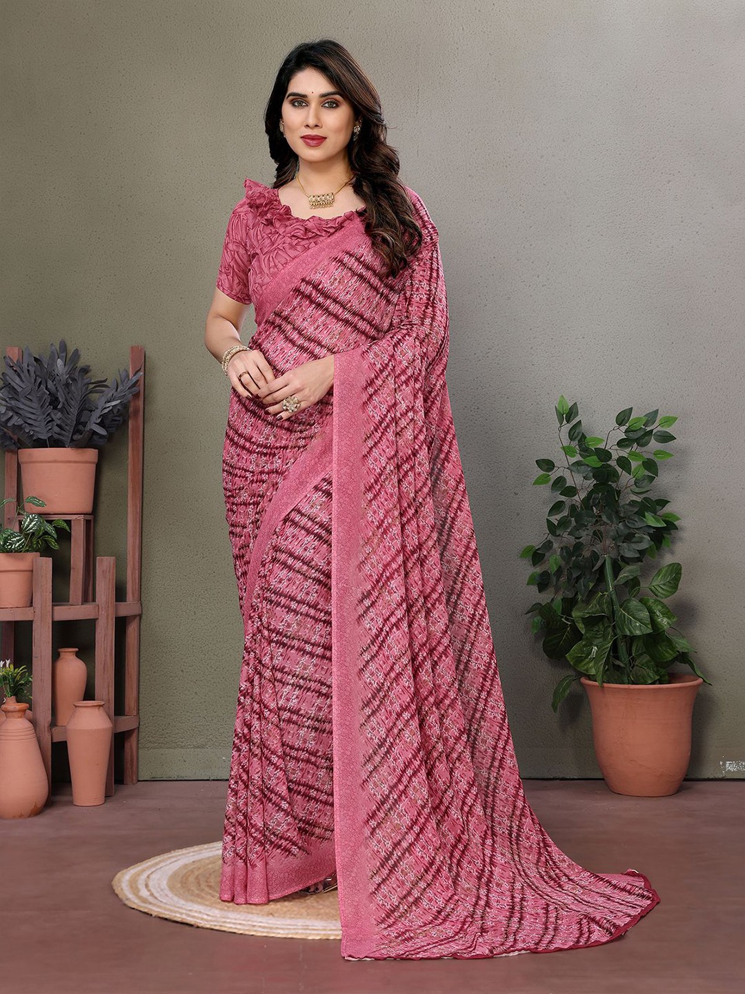 

ANAND SAREES Women Abstract Printed Saree, Pink