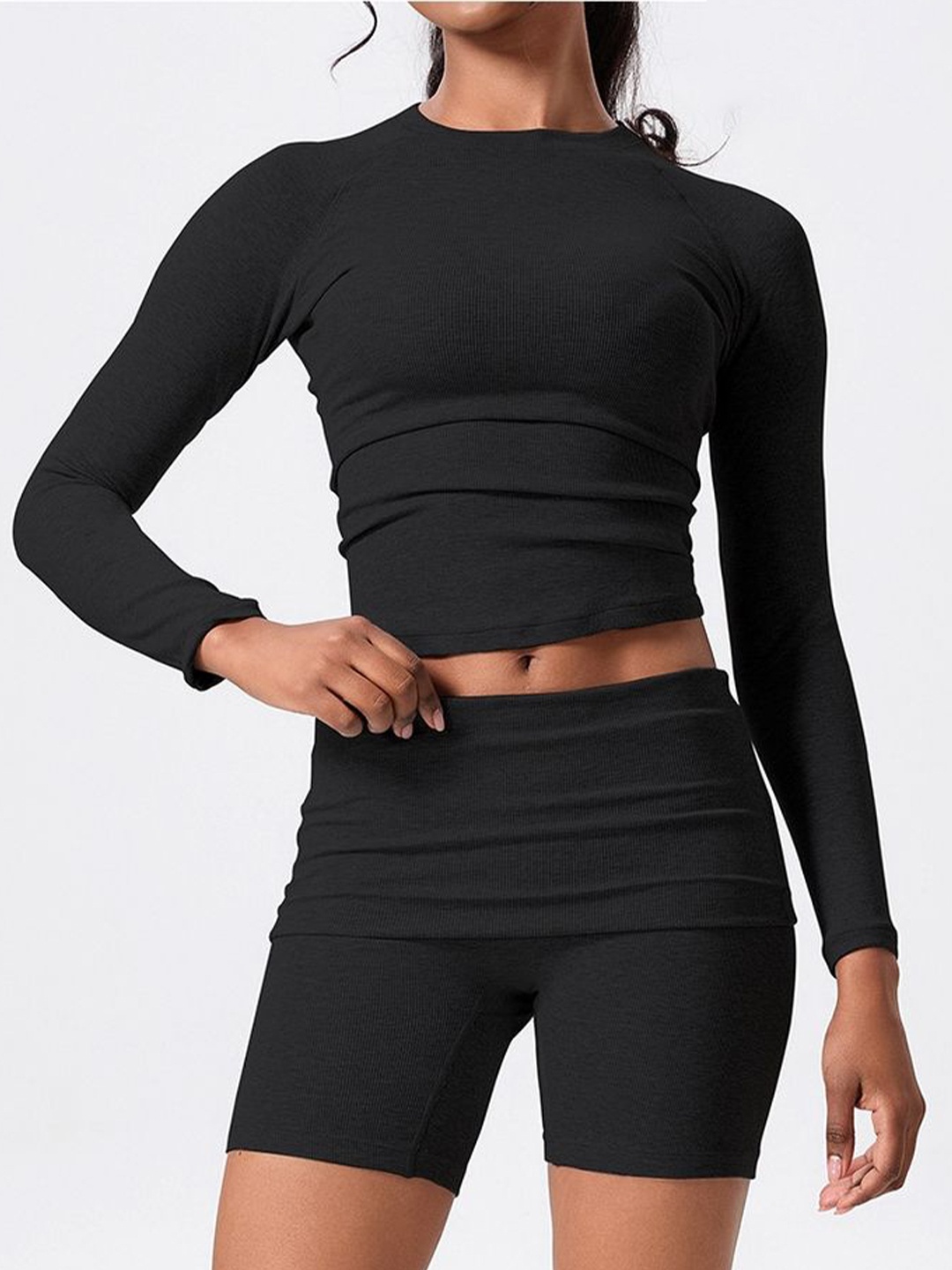 

LULU & SKY Fitted Long Sleeves Crop Top, Black