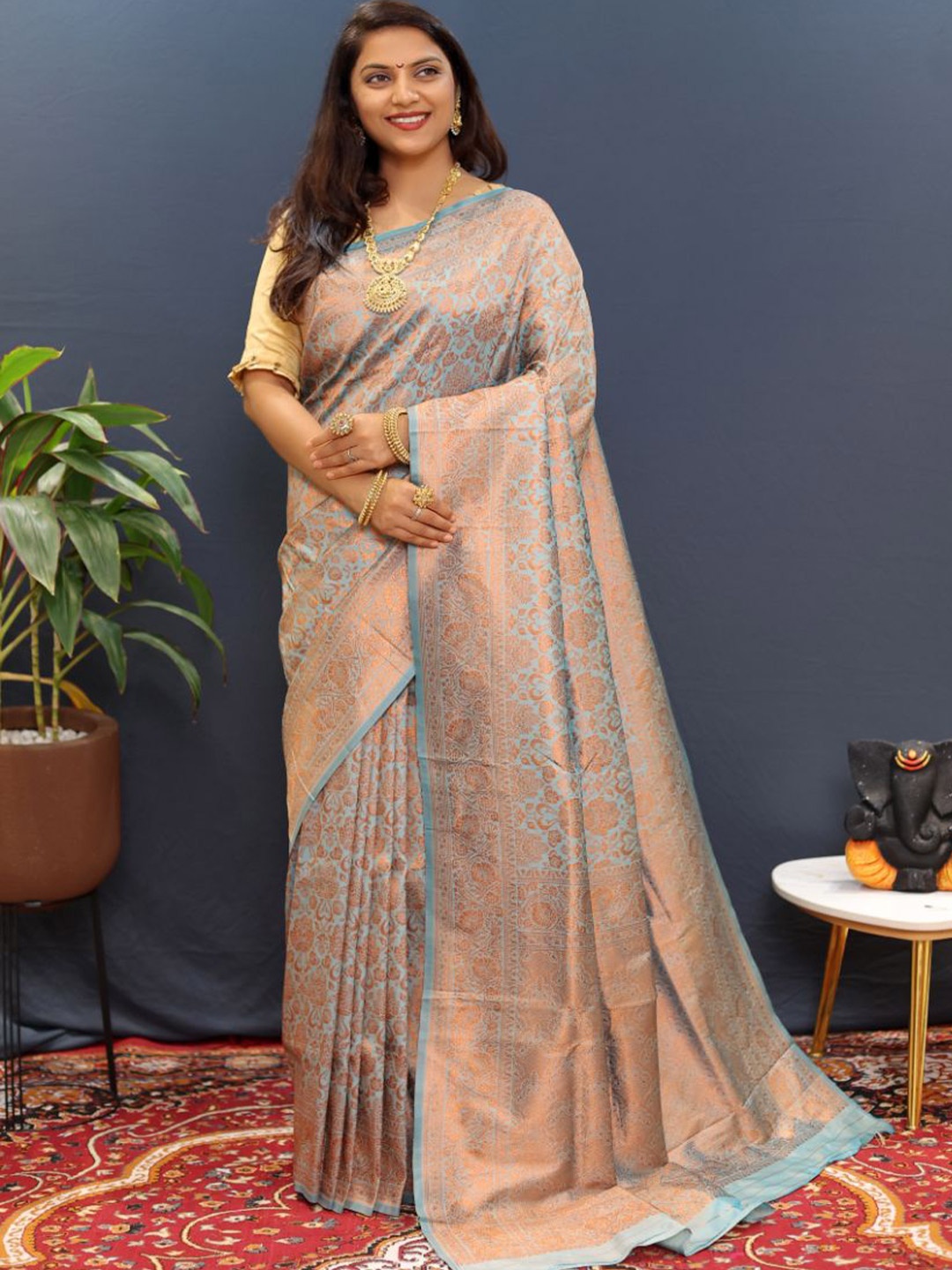 

Royal Rajgharana Saree Woven Design Zari Pure Silk Banarasi Sarees, Grey