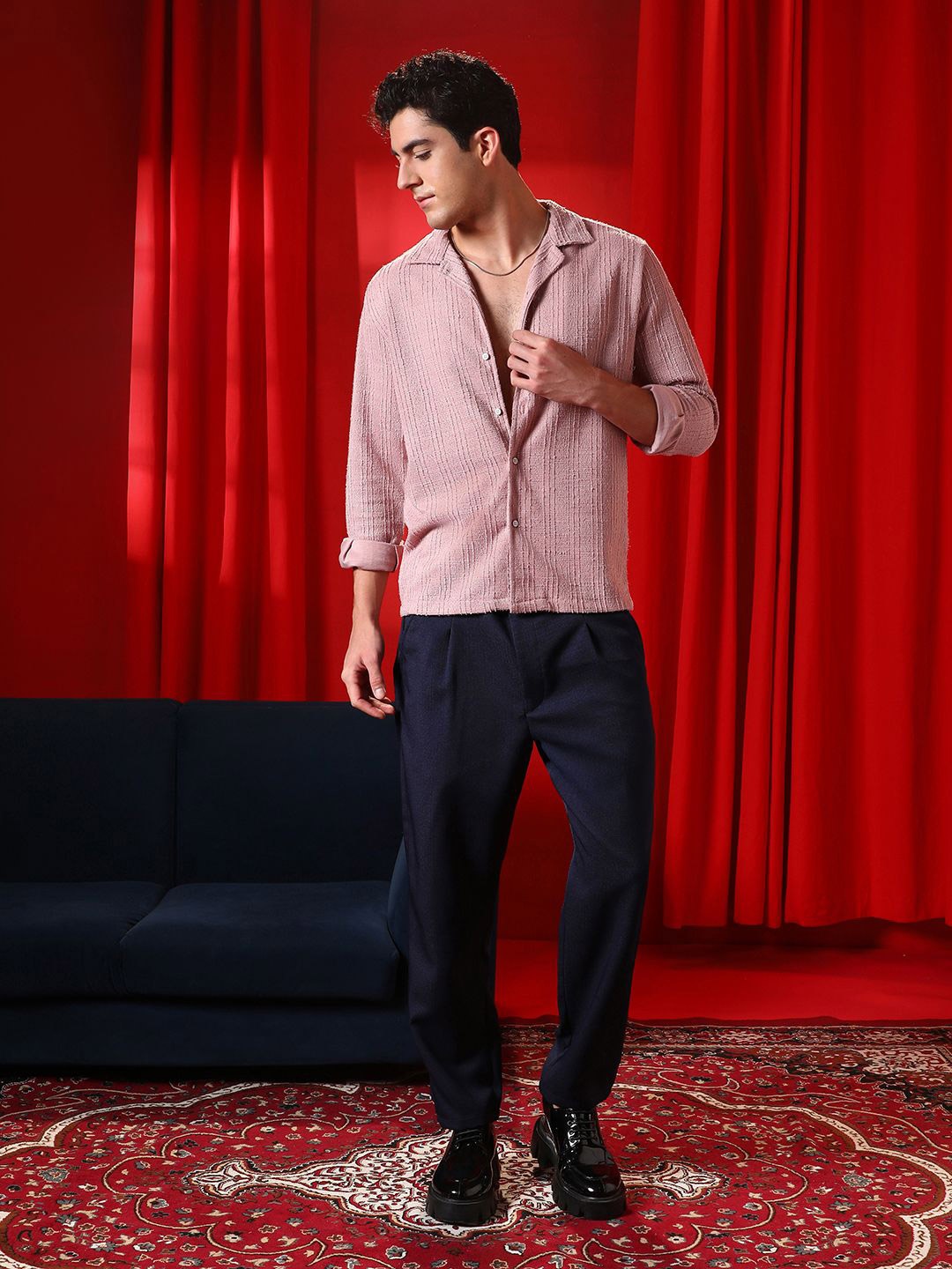 

Campus Sutra Men Comfort Fit Cuban Collar Textured Casual Shirt, Pink