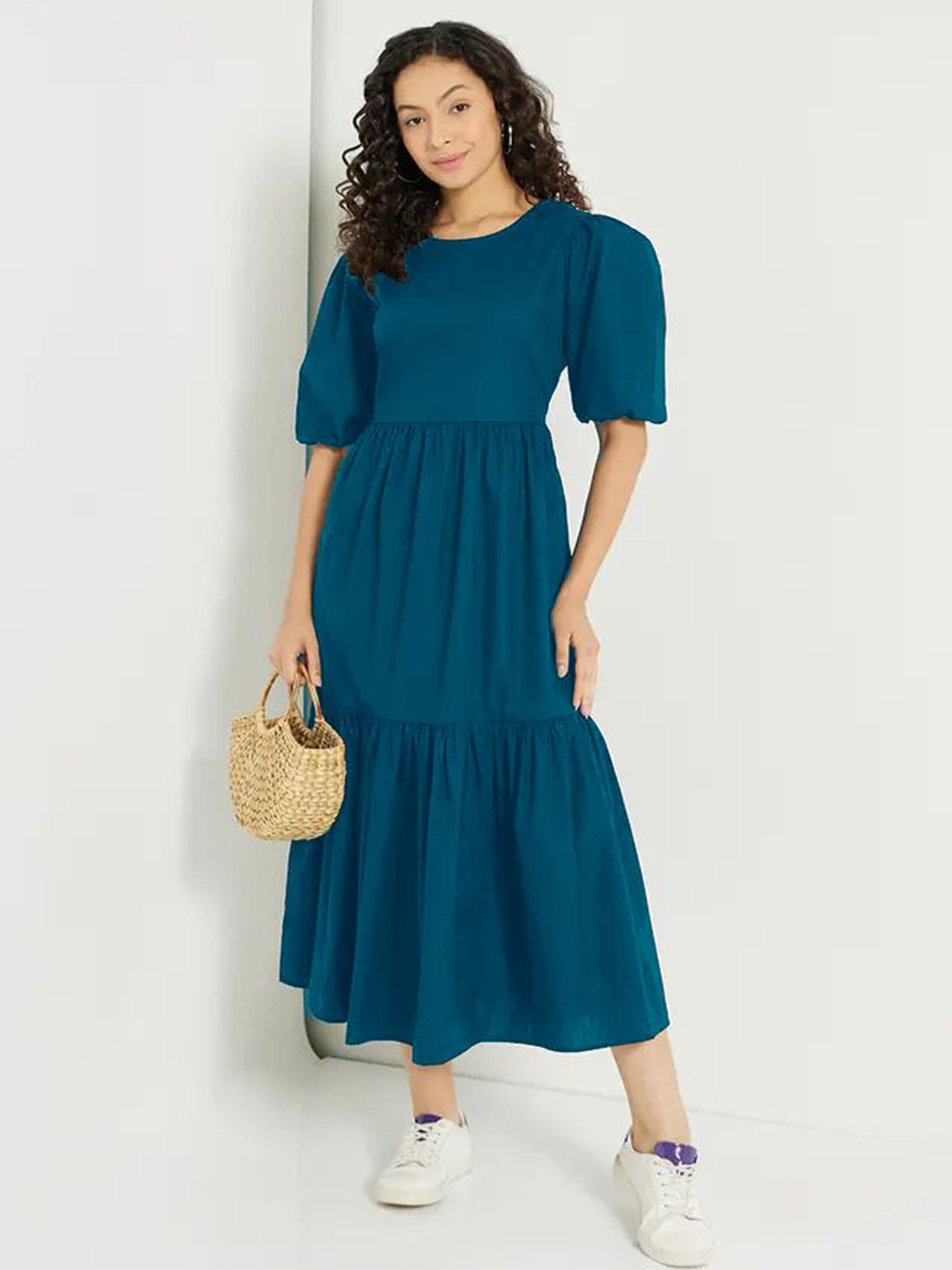 

Krunal Raiyani Women Fit & Flare Midi Dress, Blue