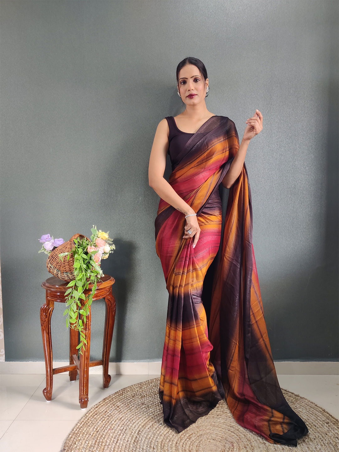 

DIVASTRI Striped Pure Crepe Ready to Wear Saree, Orange