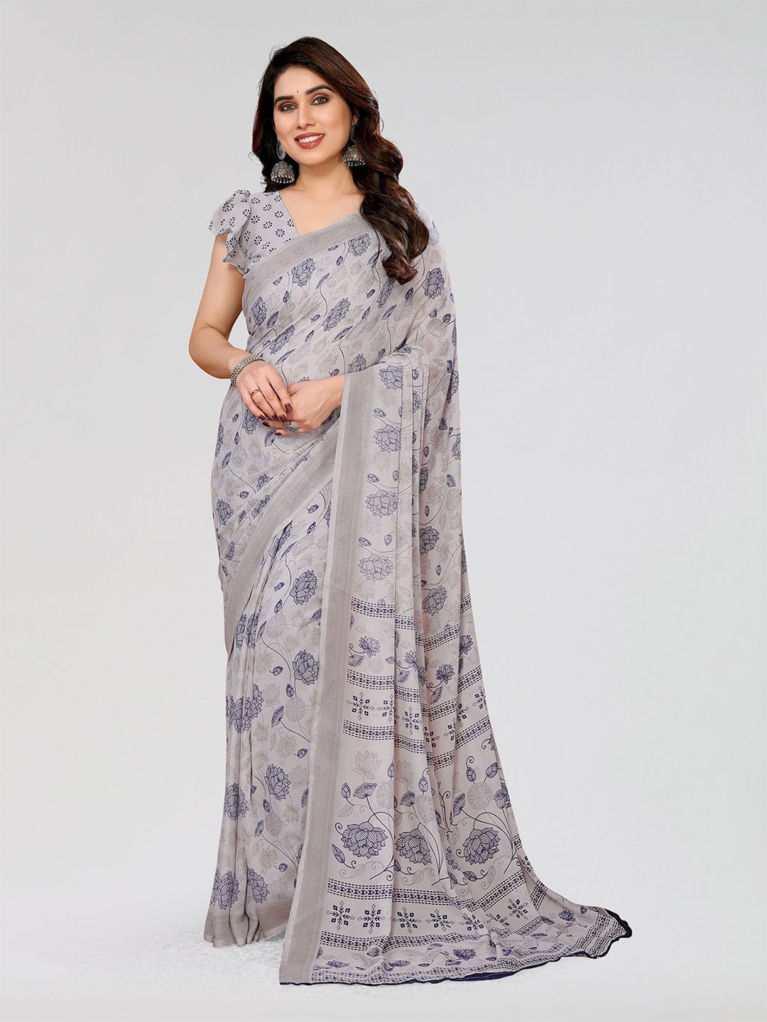 

Moda Rapido Women Floral Printed Saree, Grey