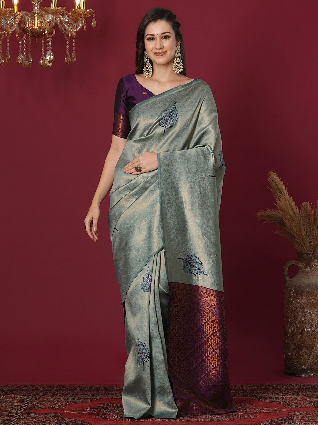 

Satrani Woven Design Zari Banarasi Saree, Green