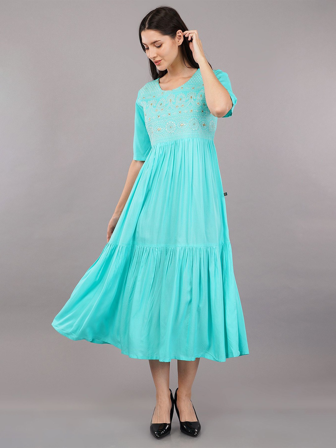 

Avaasa Buy Shruthi Embroidered Fit & Flare Midi Dress, Turquoise blue