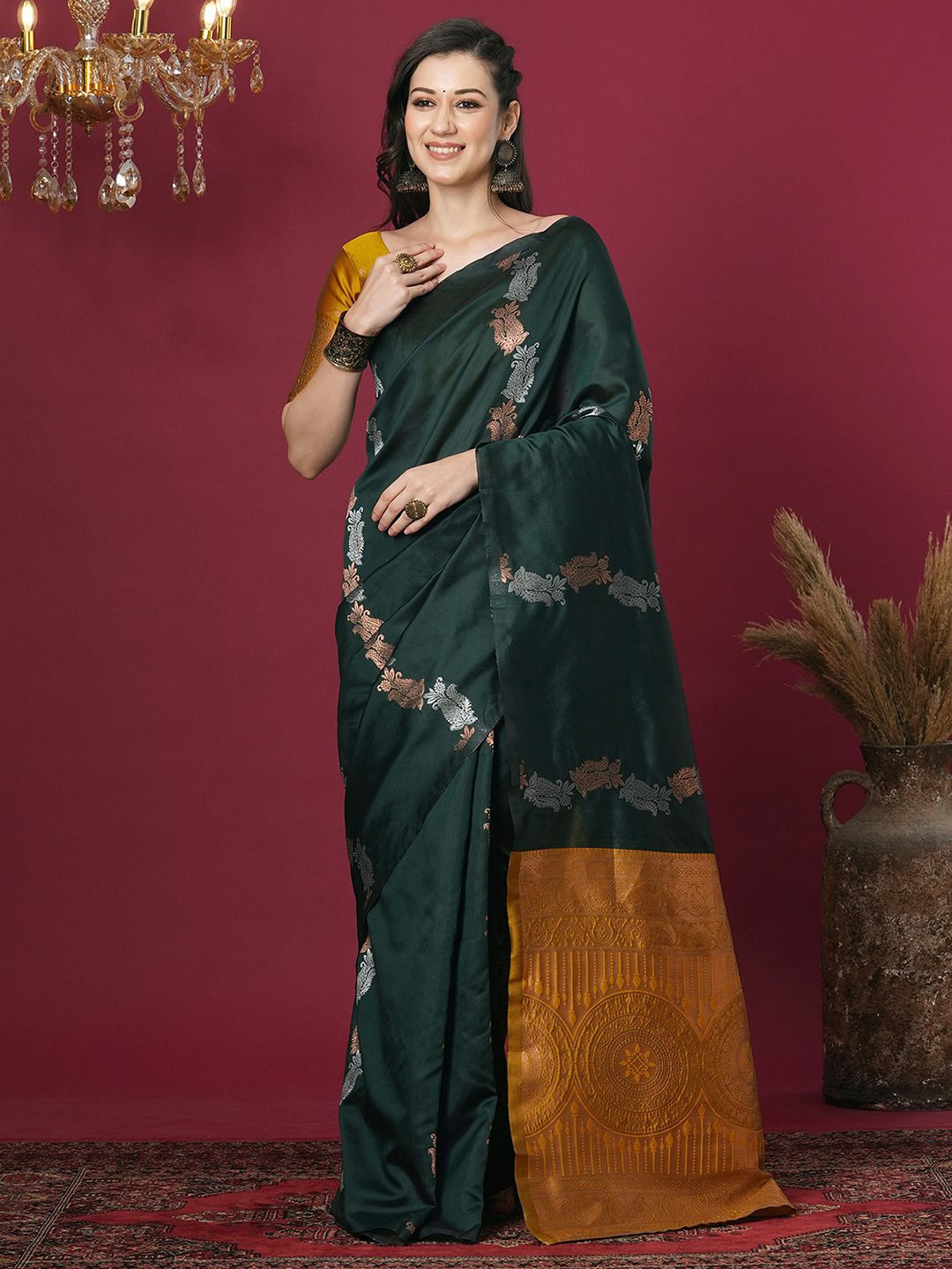 

Satrani Woven Design Banarasi Saree, Green