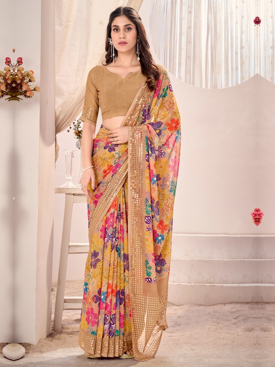 

CHUDIYA Floral Printed Embellished Sequinned Celebrity Saree, Beige