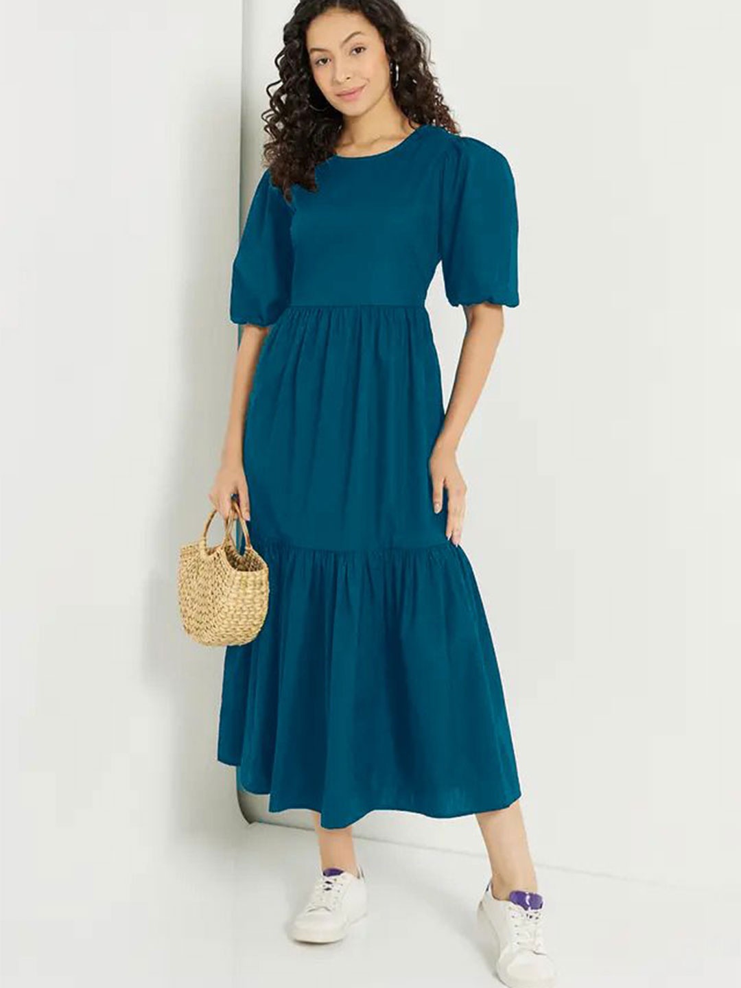 

Raiyani Enterprise Women Puff Sleeves Tiered Fit & Flare Midi Dress, Blue