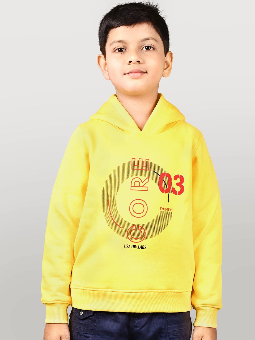 

YOUMAA Boys Printed Sweatshirt, Yellow