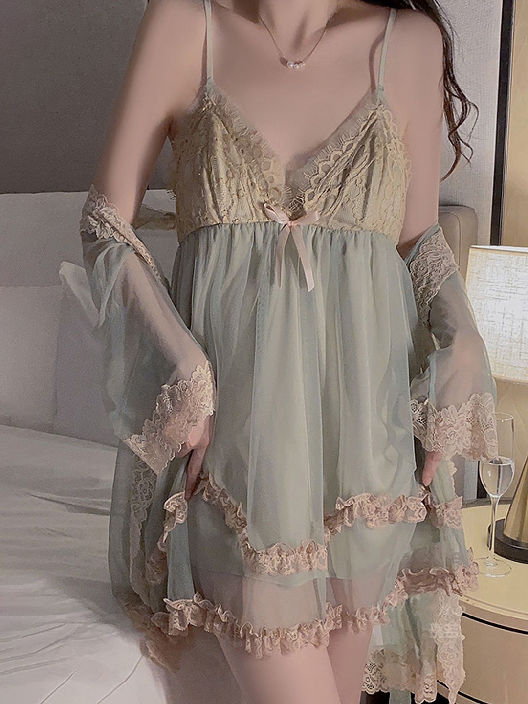 

LULU & SKY Embroidered Nightdress, Green