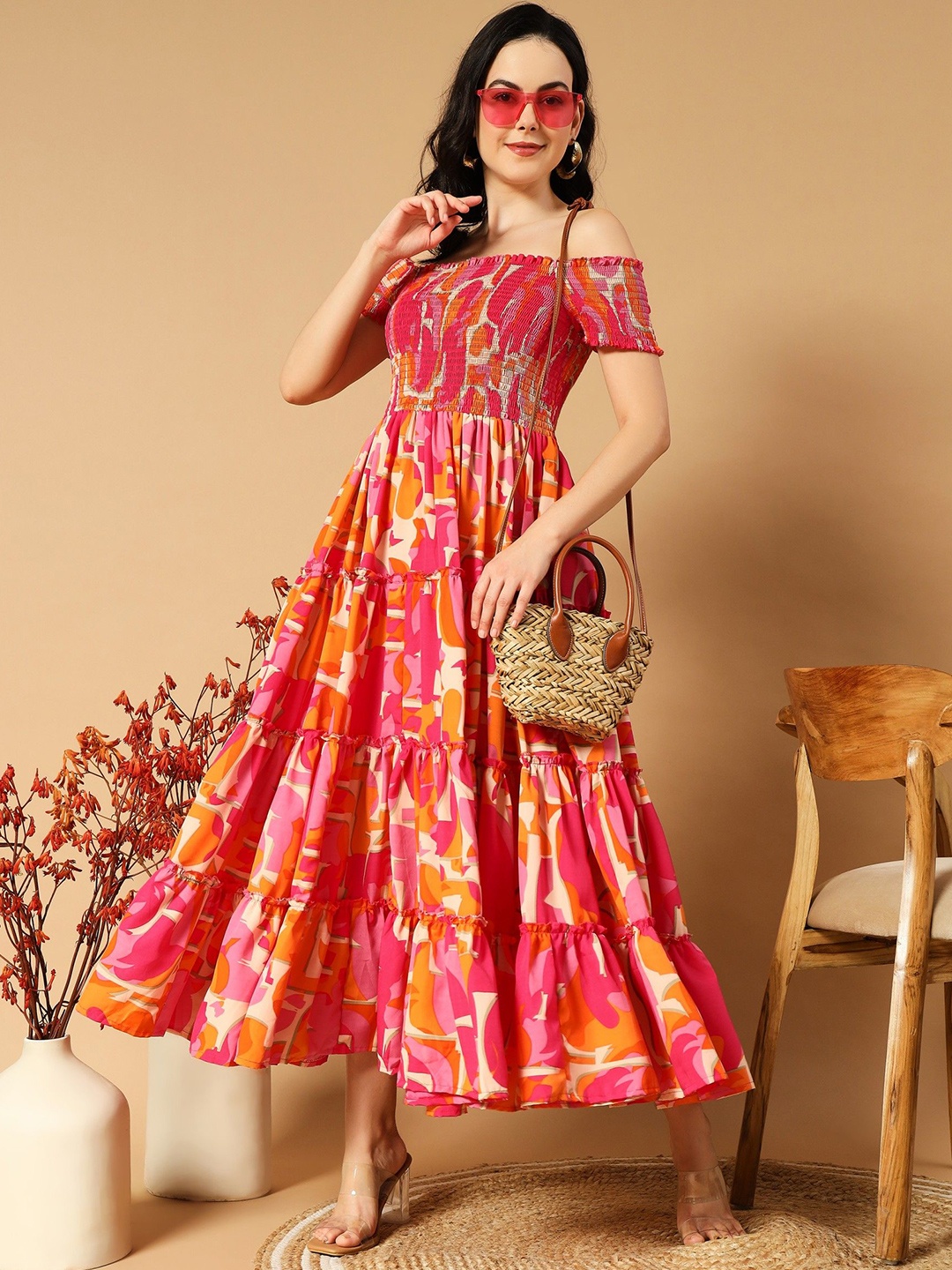 

Krunal Raiyani Women Abstract Printed Fit & Flare Maxi Dress, Pink