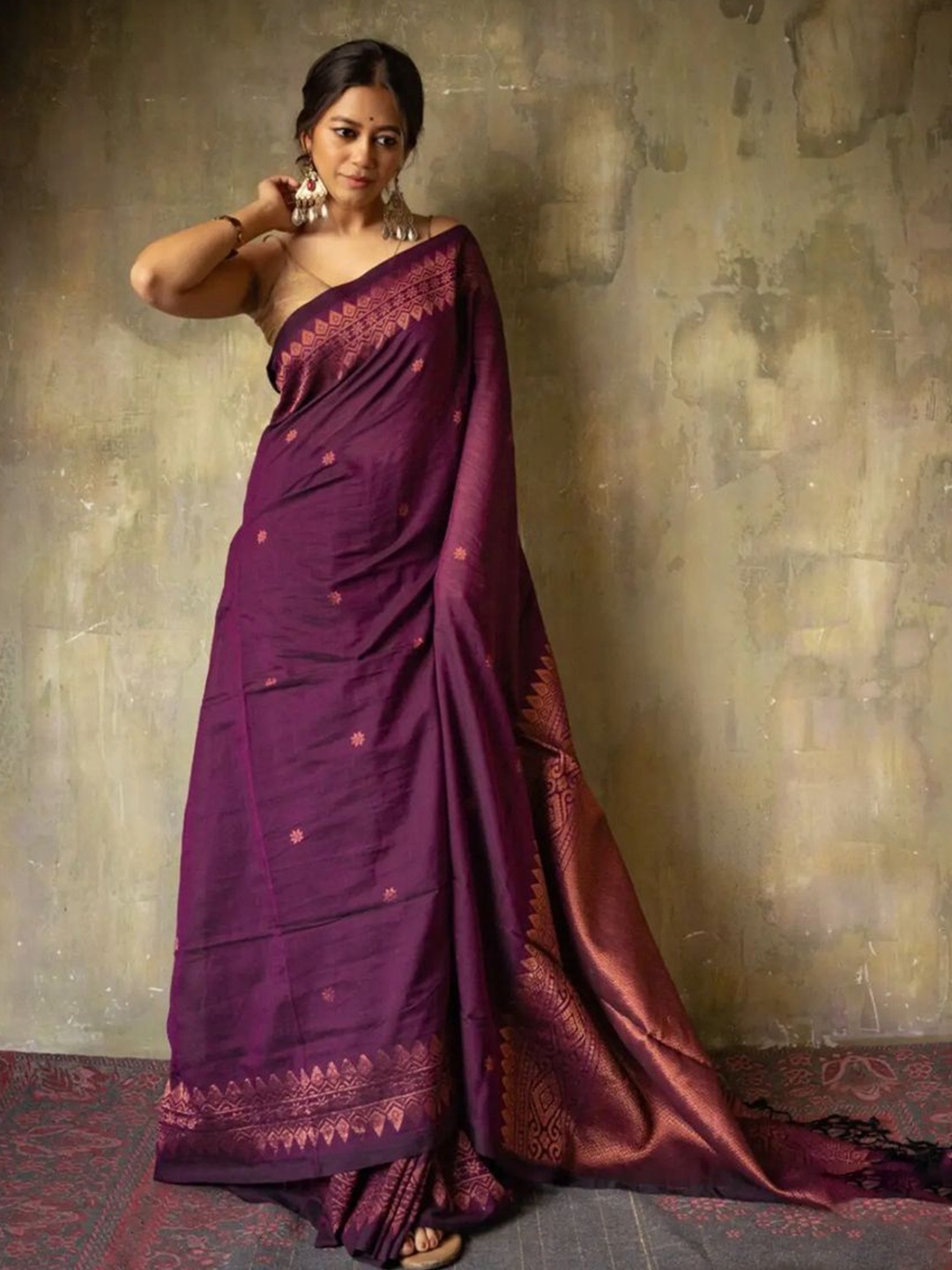 

Fabdeal Woven Design Zari Kanjeevaram Saree, Purple