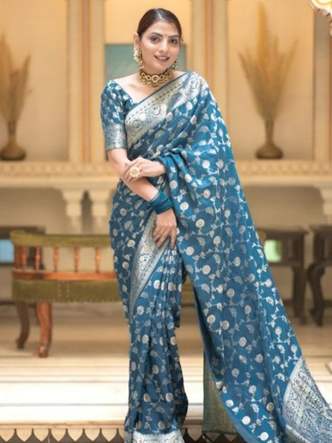 

ZILVIRA Ethnic Motifs Zari Banarasi Saree, Blue