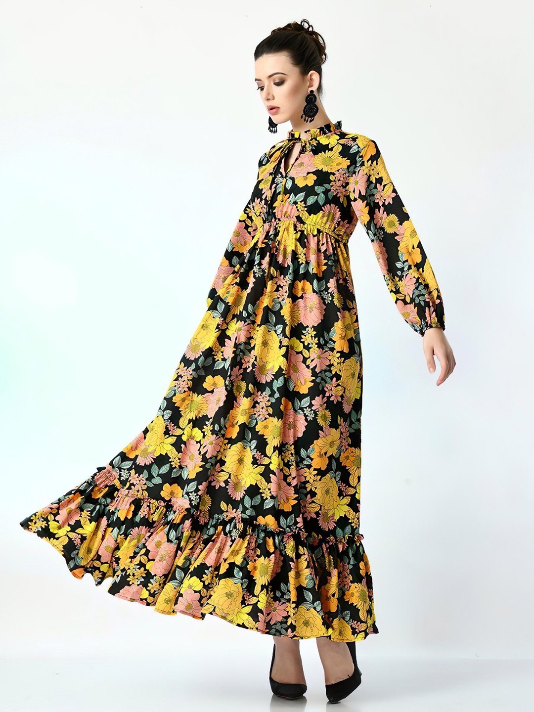 

Krunal Raiyani Women Floral Printed Tie-Up Neck Maxi Dress, Yellow