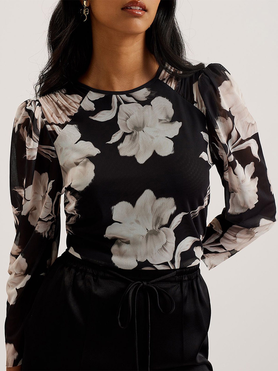

Ted Baker Women Floral Print Top, Black