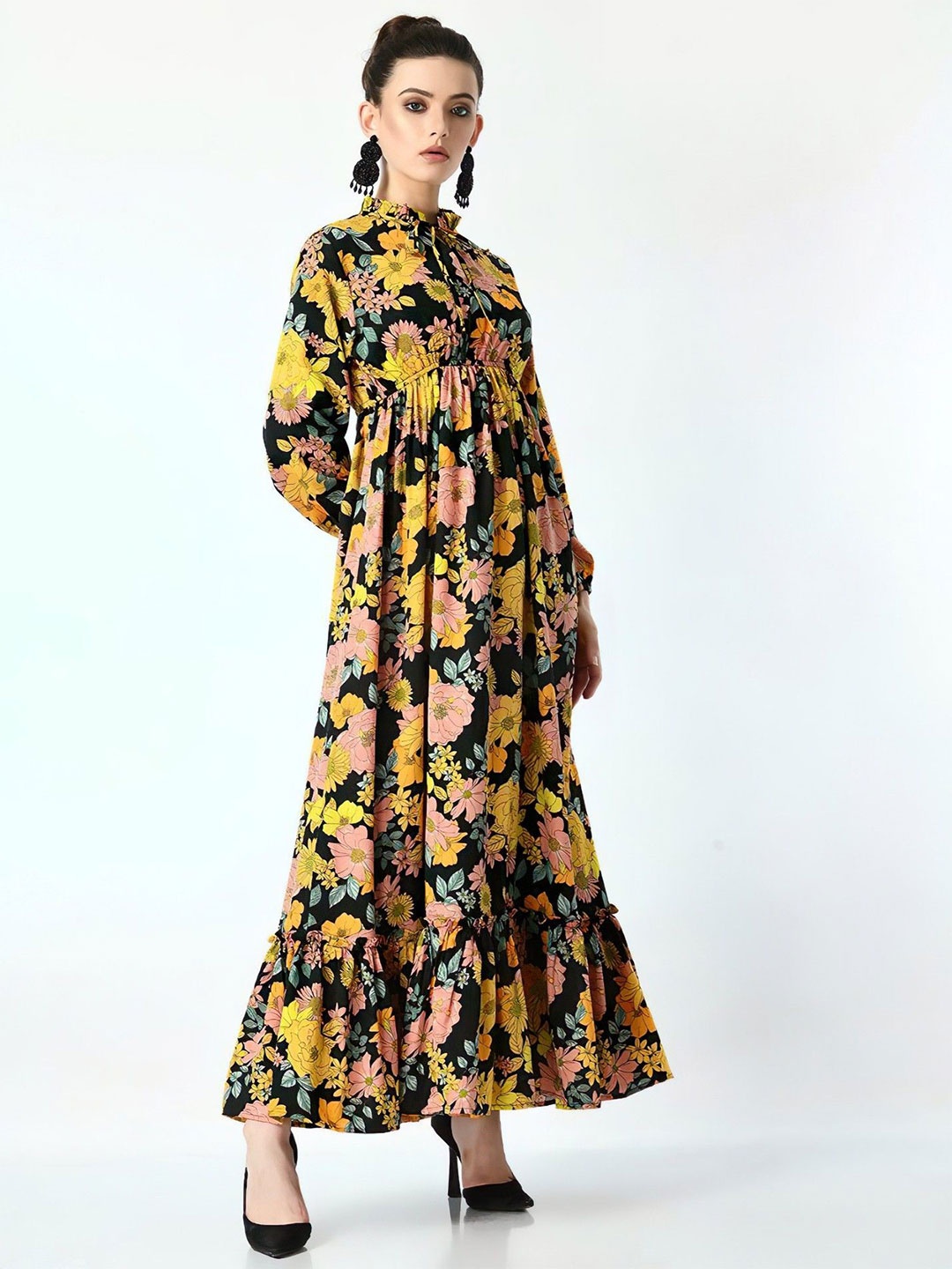 

Raiyani Enterprise Print Tie-Up Neck Crepe Fit & Flare Maxi Dress, Yellow