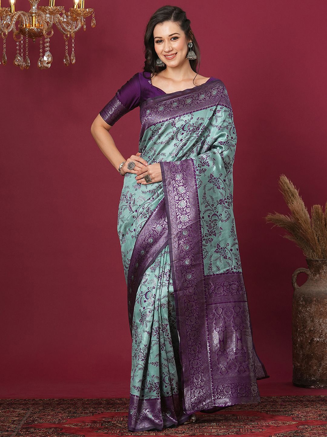 

Satrani Woven Design Zari Banarasi Saree, Green