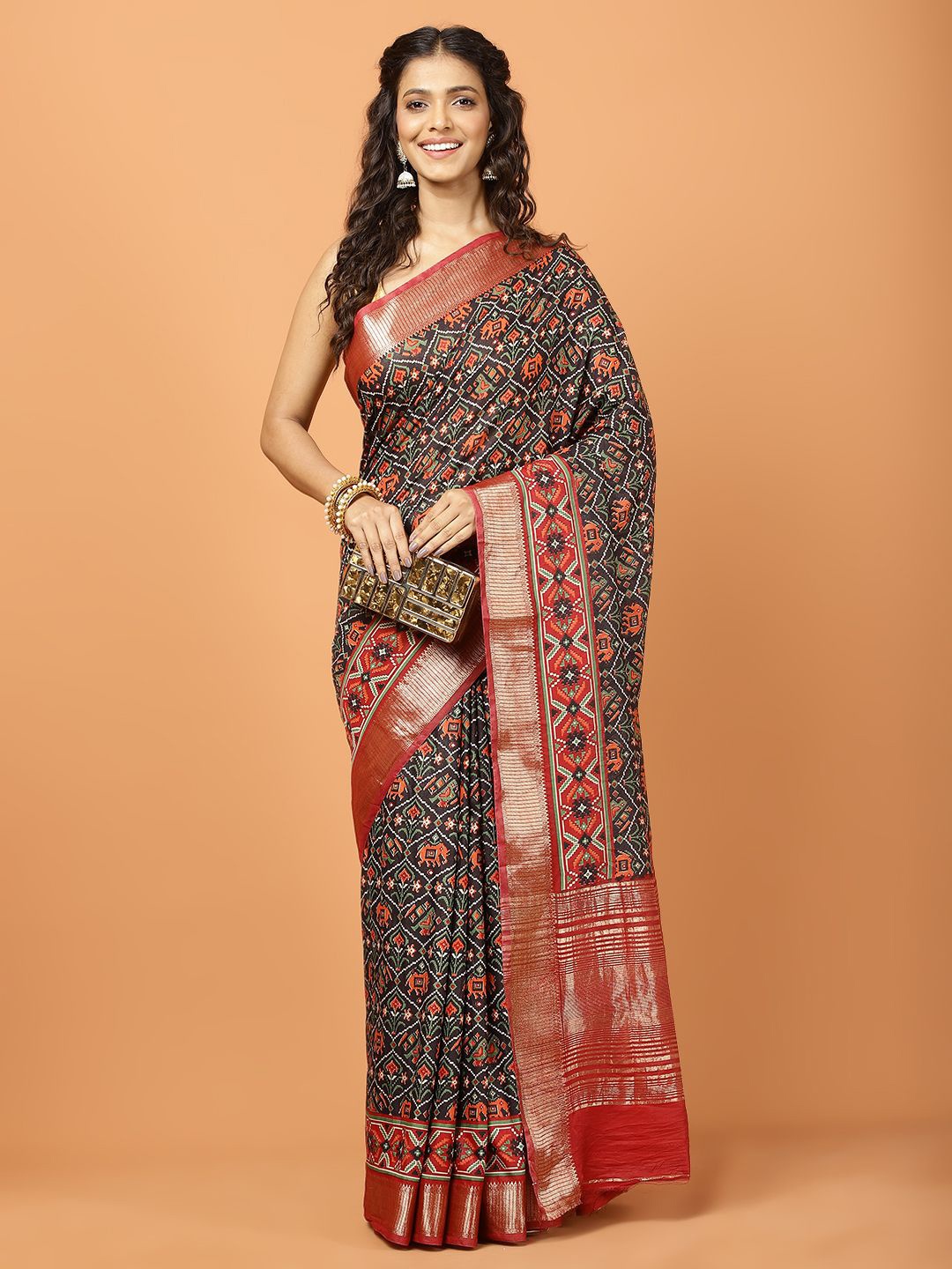 

Meena Bazaar Ethnic Motifs Printed Woven Design Zari Saree, Black