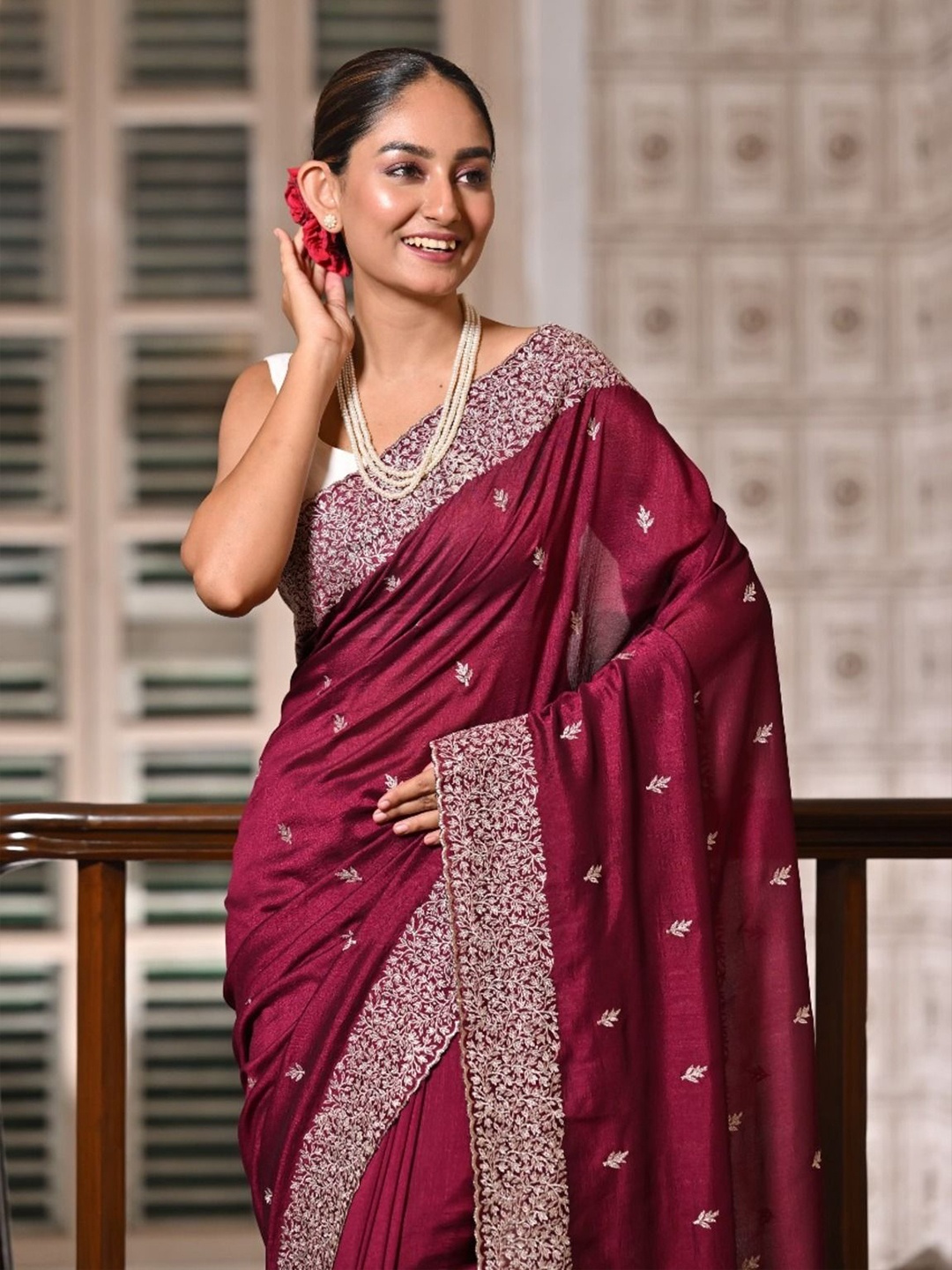 

Anouk Floral Embroidered Saree, Maroon