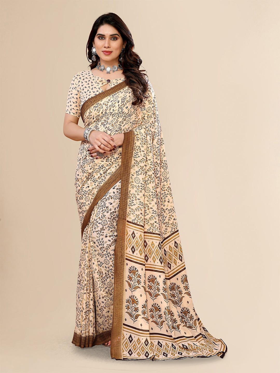 

Moda Rapido Floral Printed Saree, Cream