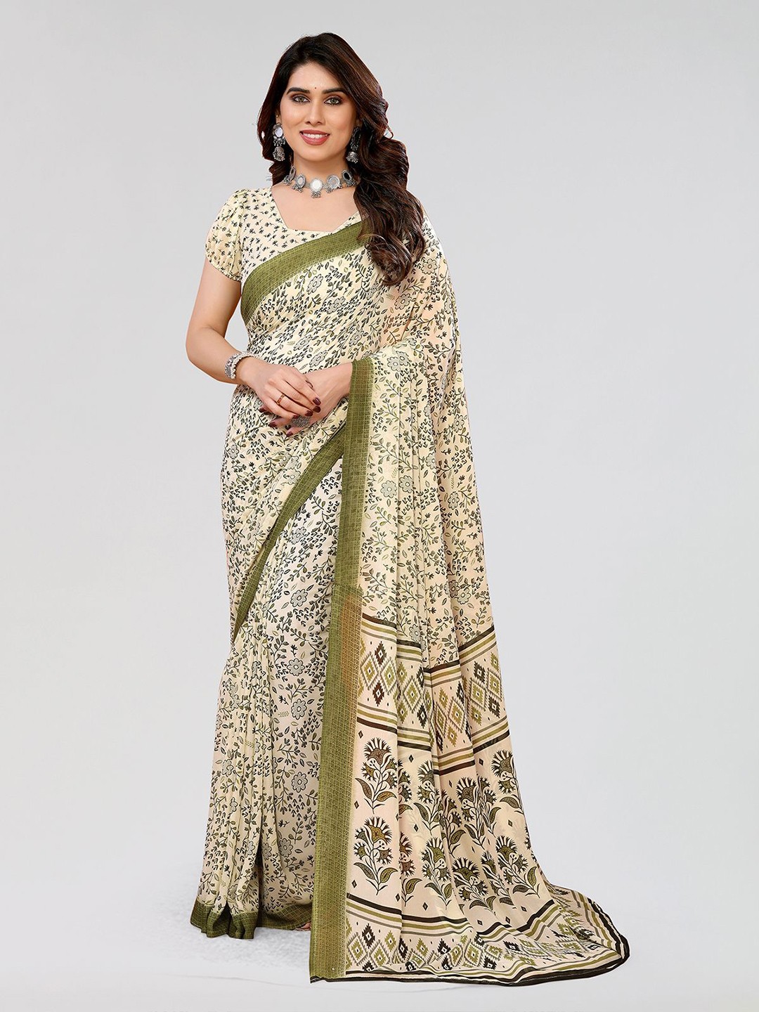 

Moda Rapido Floral Poly Georgette Saree, Green