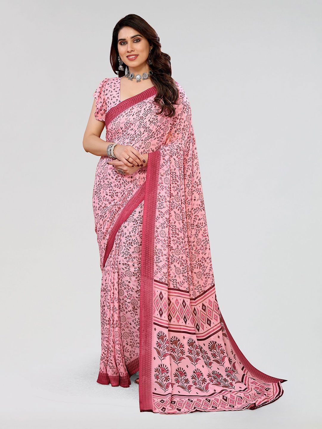 

Moda Rapido Floral Printed Saree, Pink