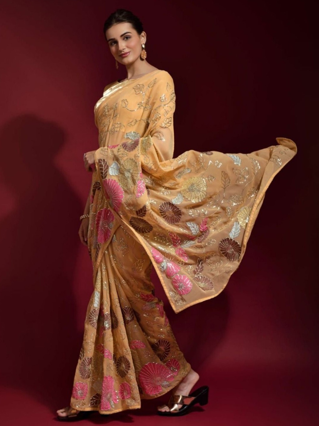 

Anouk Floral Embroidered Pure Georgette Saree, Yellow