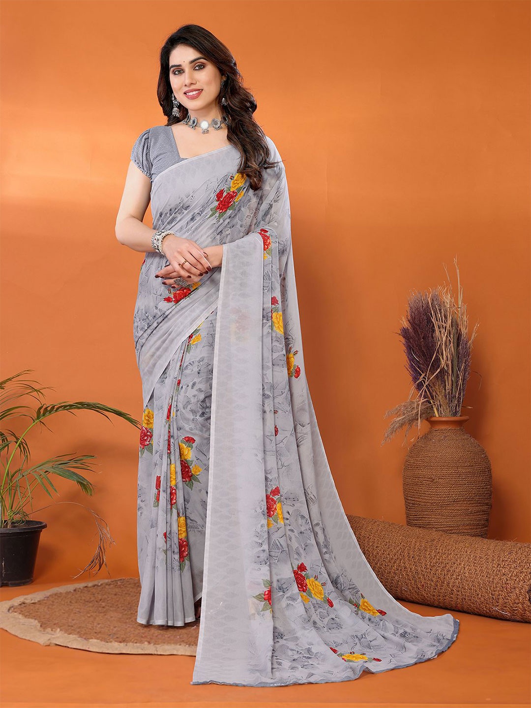

Moda Rapido Floral Printed Saree, Grey