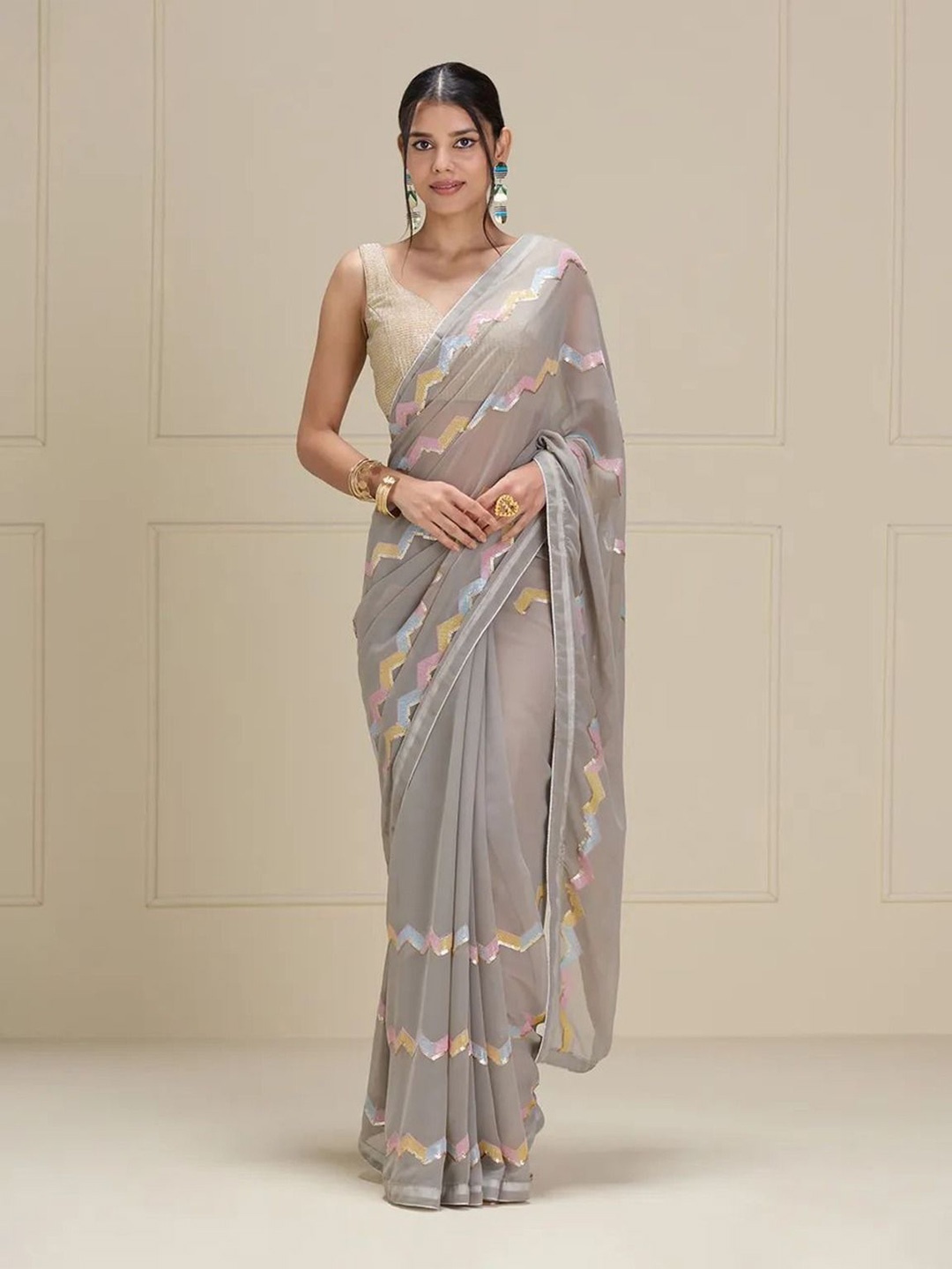 

Anouk Embellished Sequinned Pure Georgette Saree, Grey