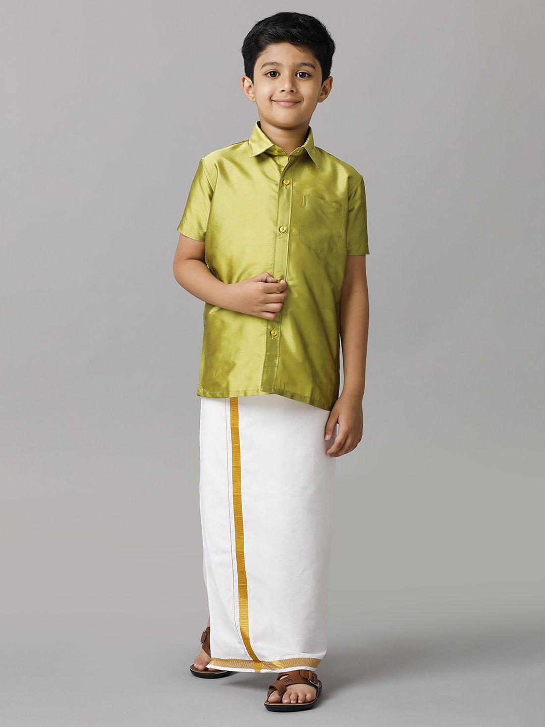 

Ramraj Boys Short Sleeves Shirt with Dhoti, Green