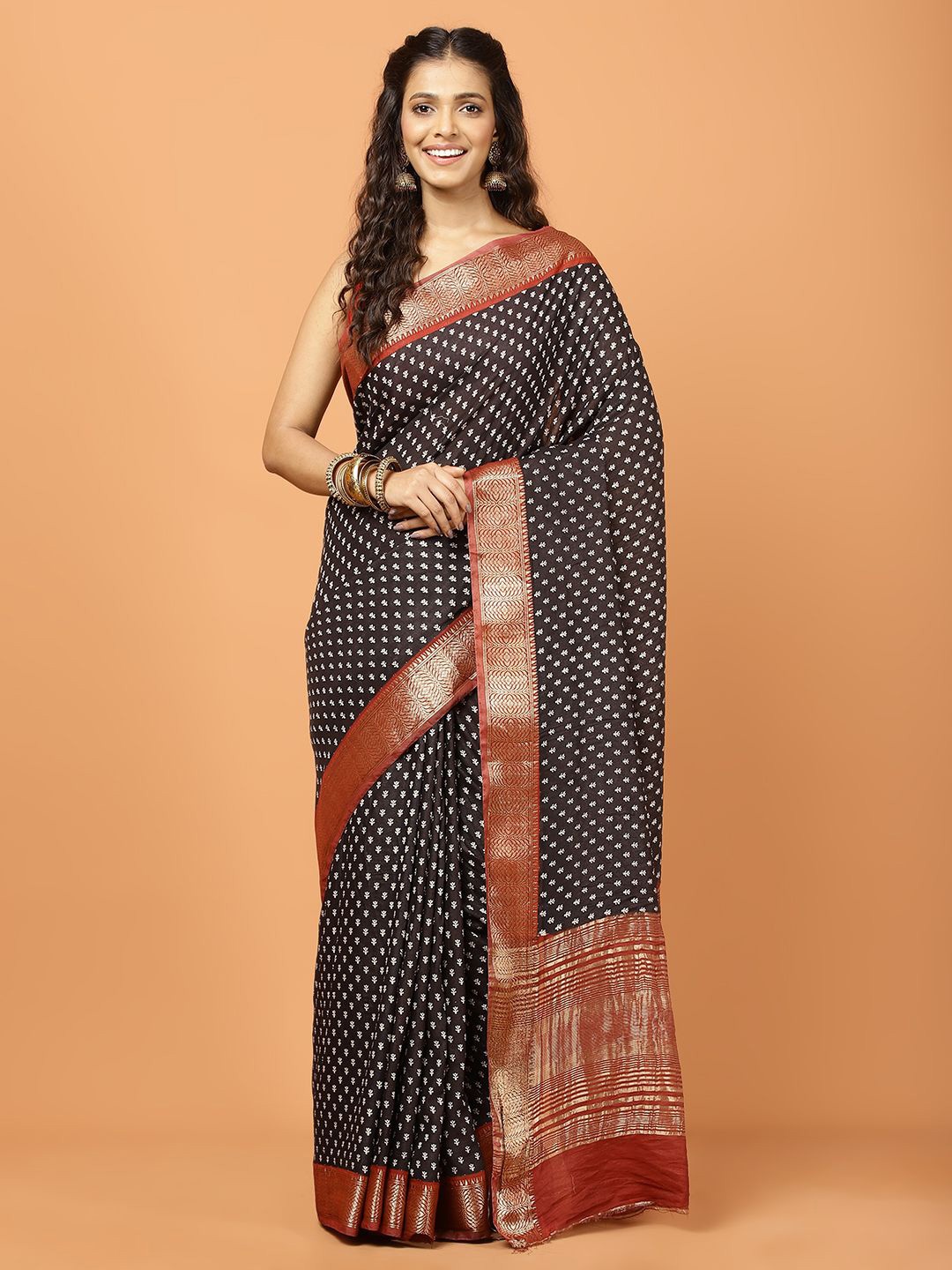 

Meena Bazaar Floral Zari Saree, Black