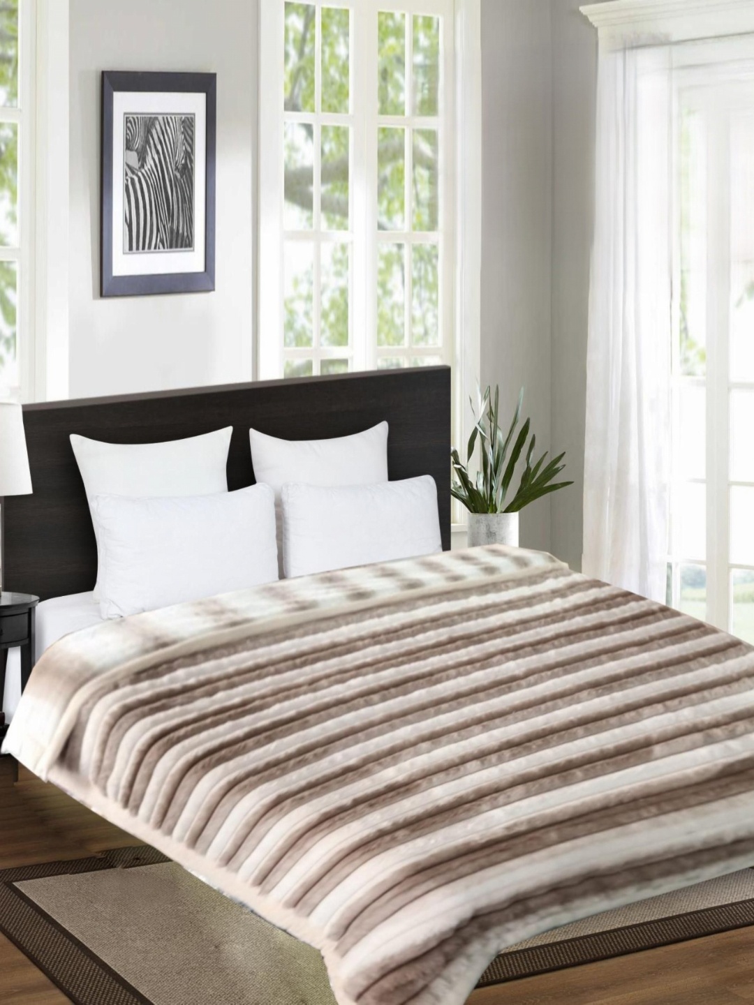

Signature Beige & White Striped Heavy Winter 450 GSM Double Bed Blanket